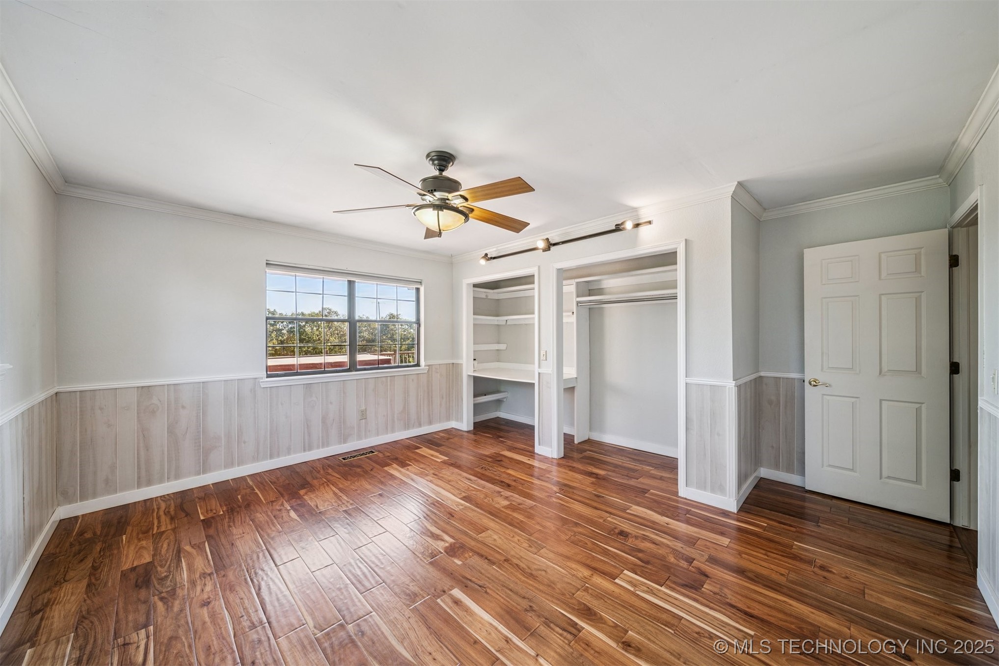 727 Cedar Point Drive Property Photo 29