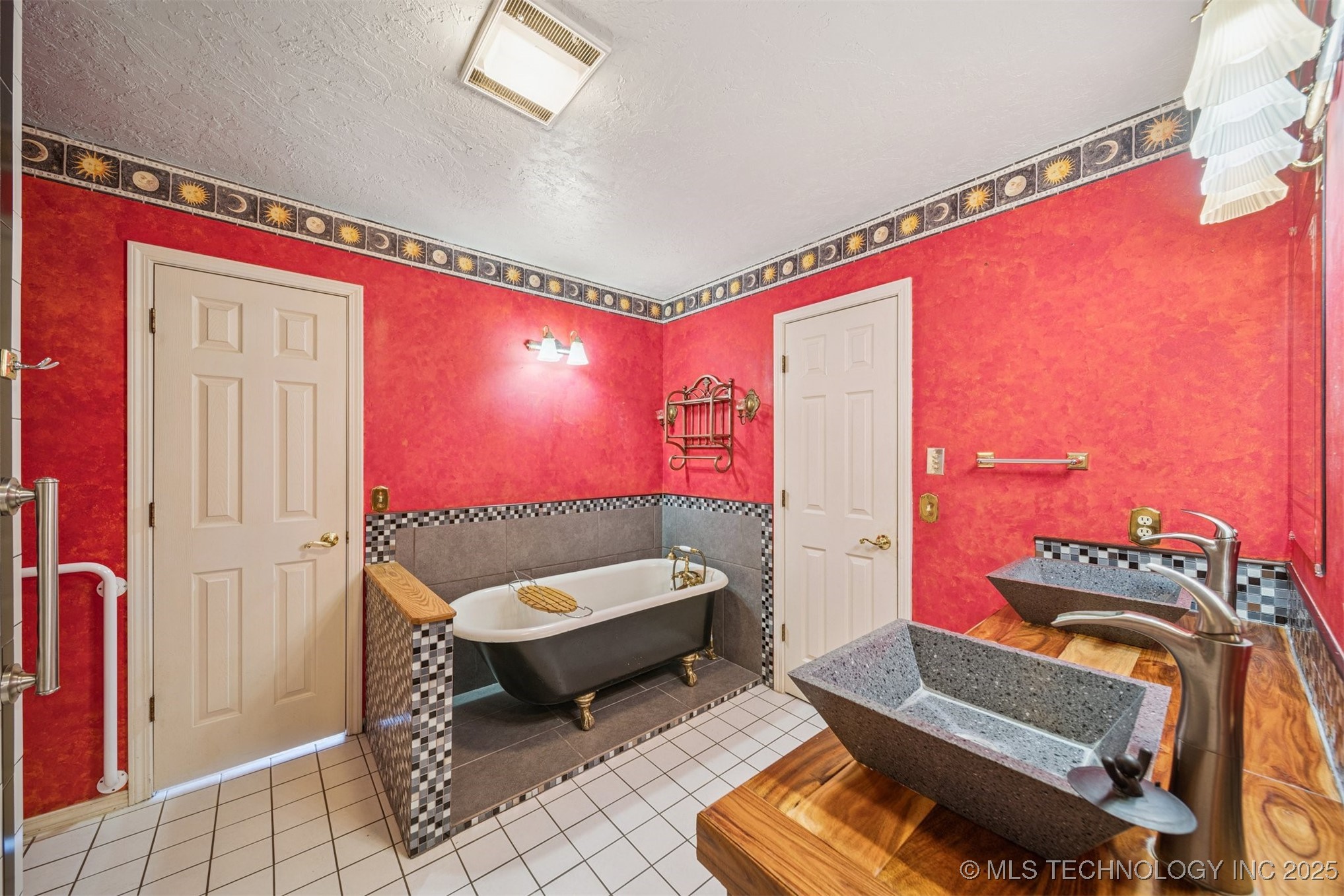 727 Cedar Point Drive Property Photo 32