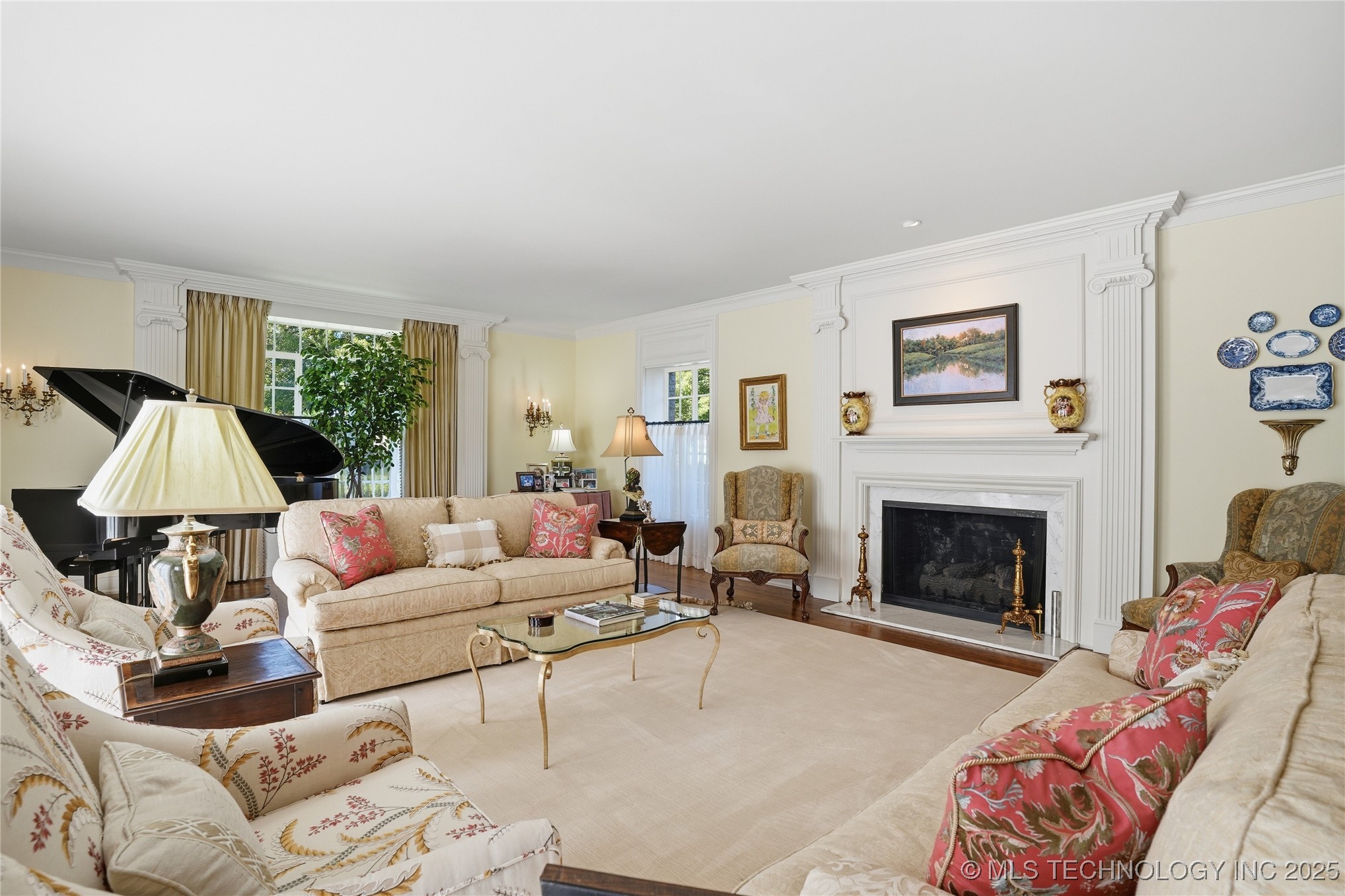 3132 Columbia Cir Circle Property Photo 10