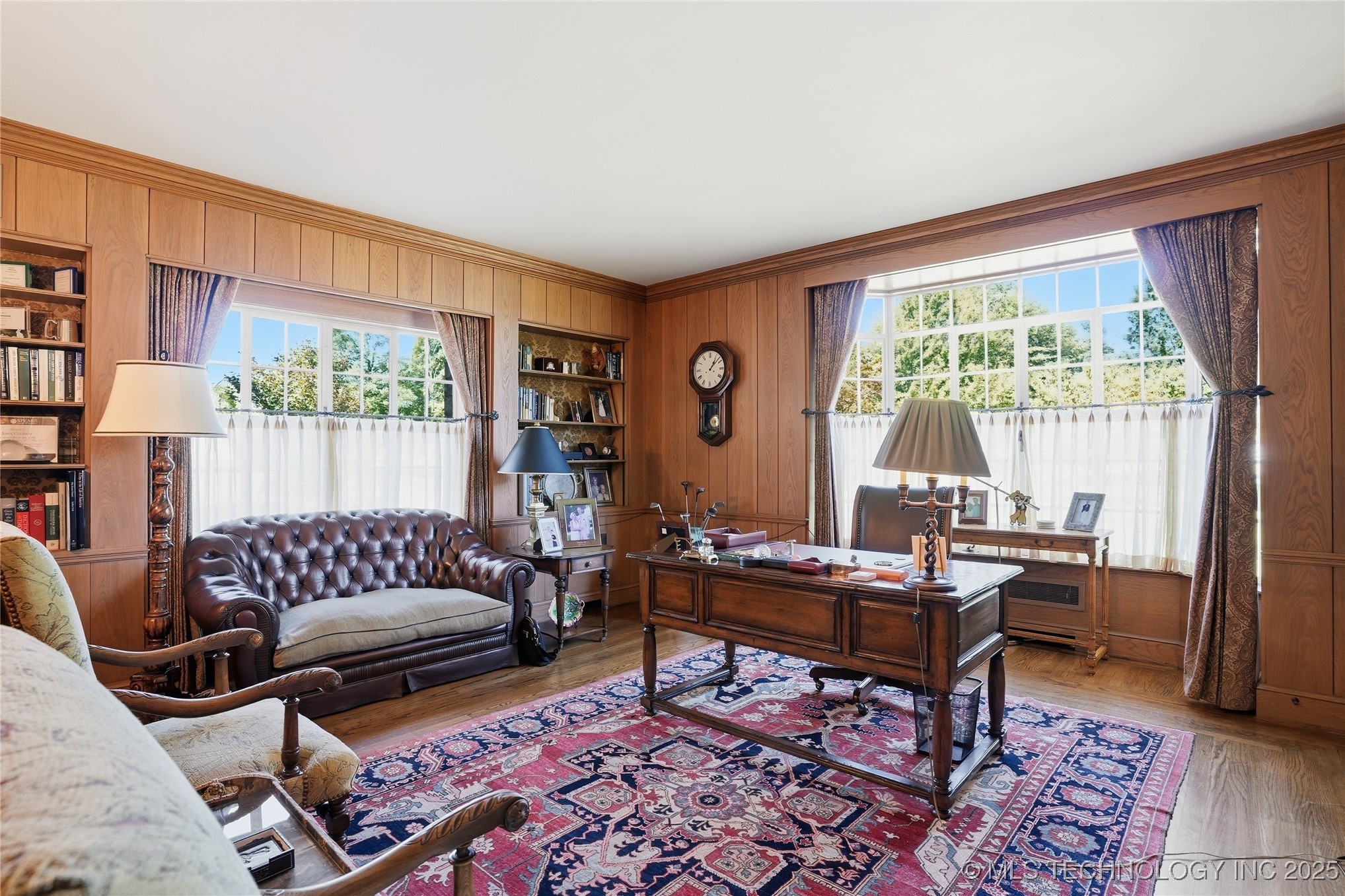 3132 Columbia Cir Circle Property Photo 13