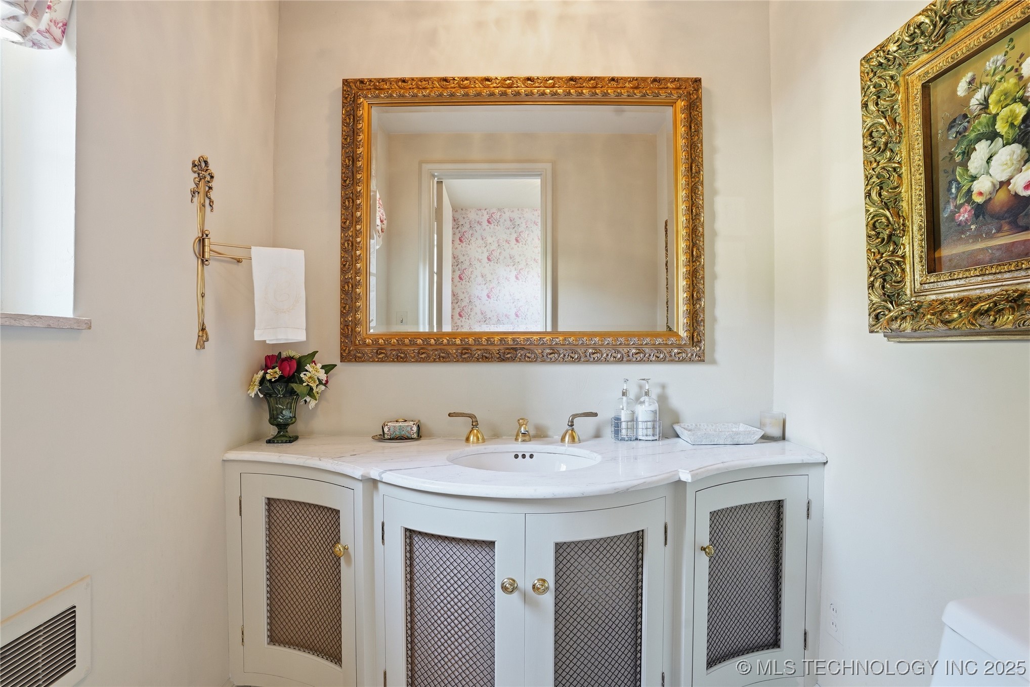 3132 Columbia Cir Circle Property Photo 24