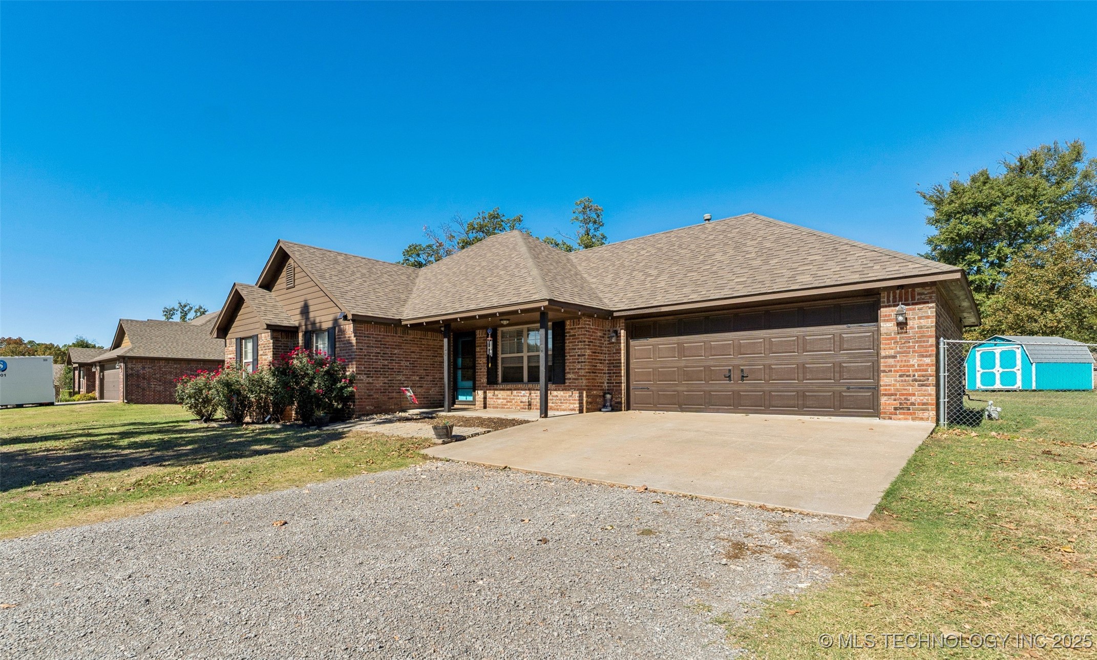 12910 W Southern Oaks Street Property Photo 3
