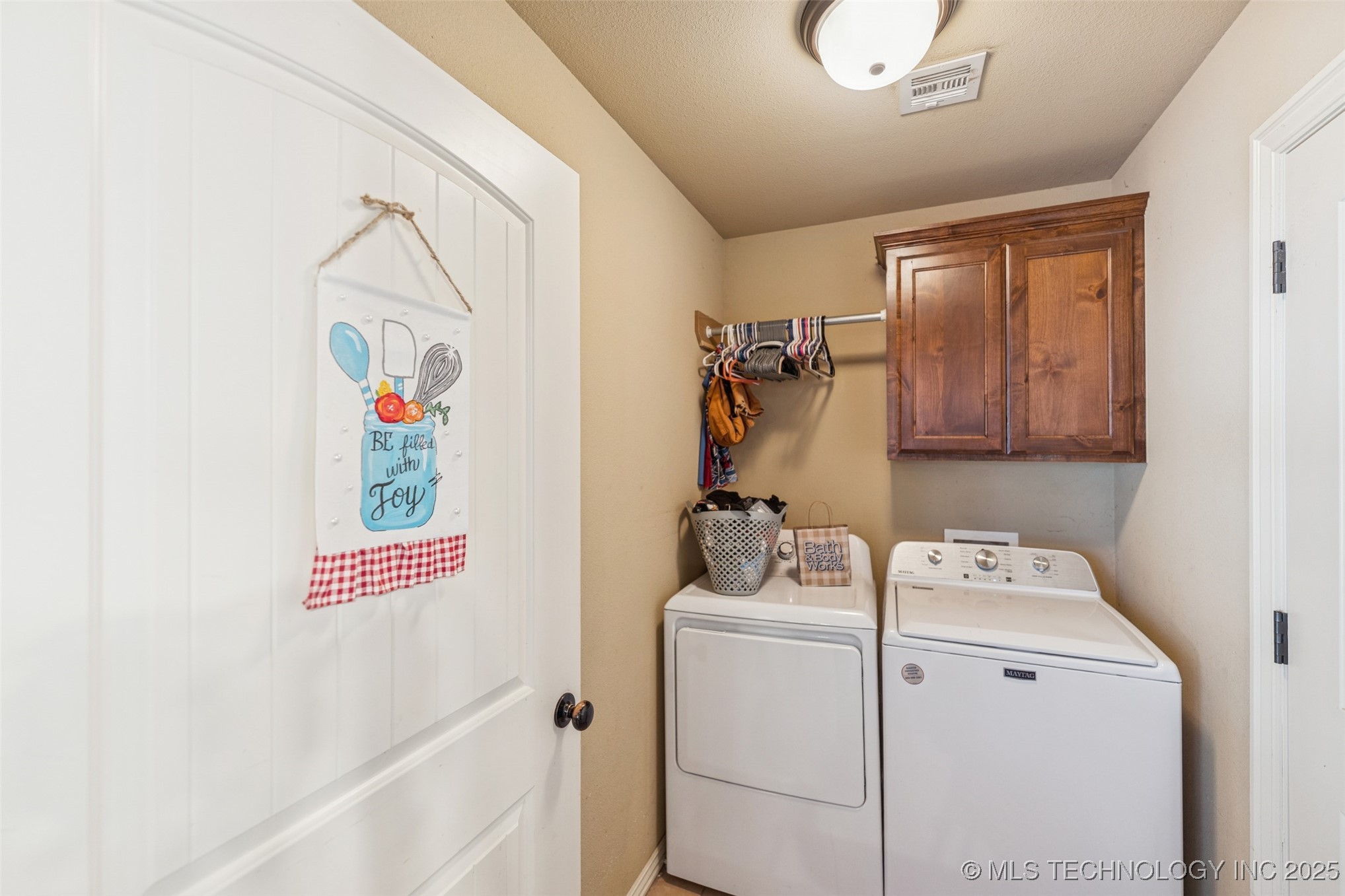 12910 W Southern Oaks Street Property Photo 15