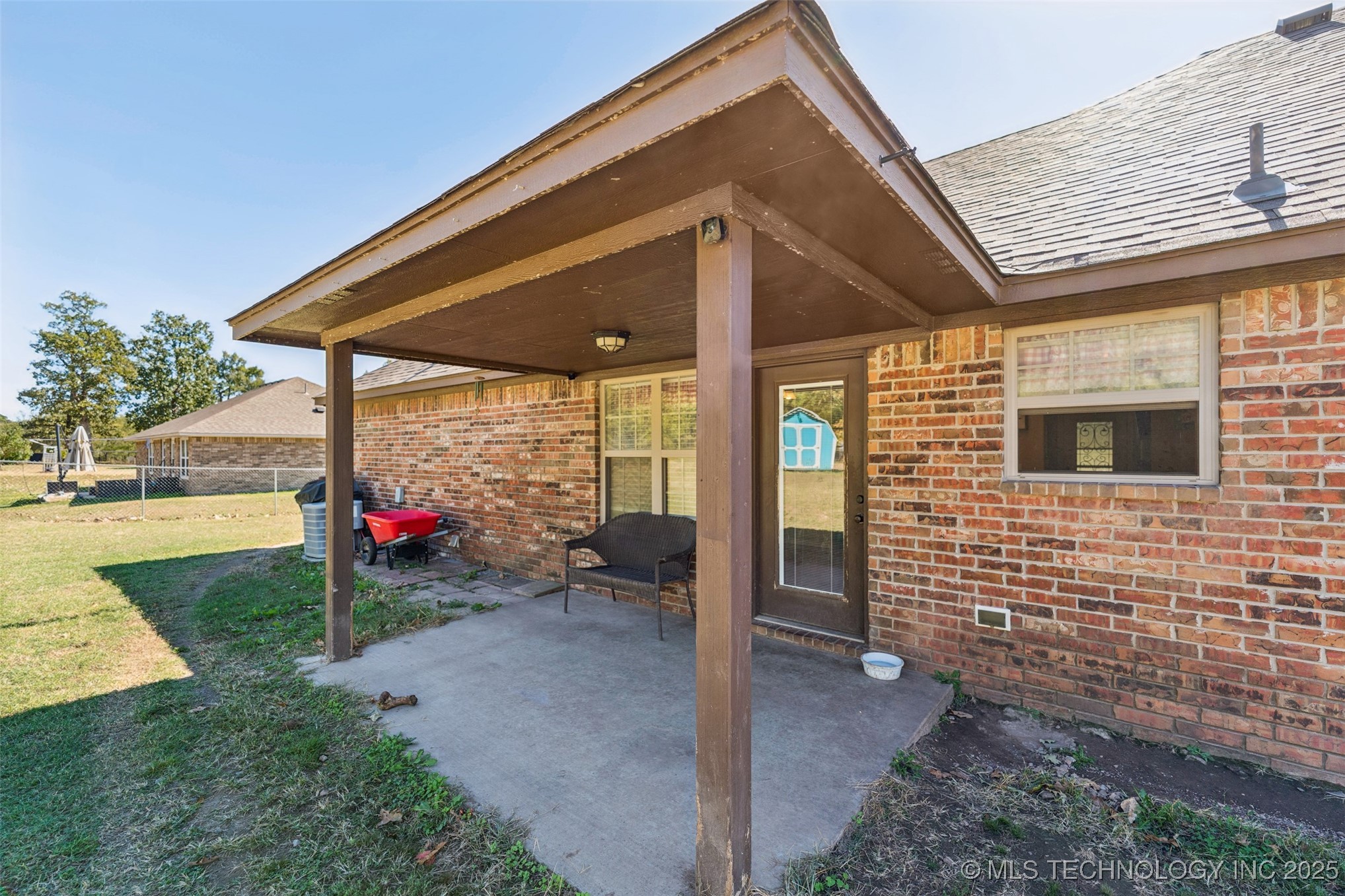 12910 W Southern Oaks Street Property Photo 21