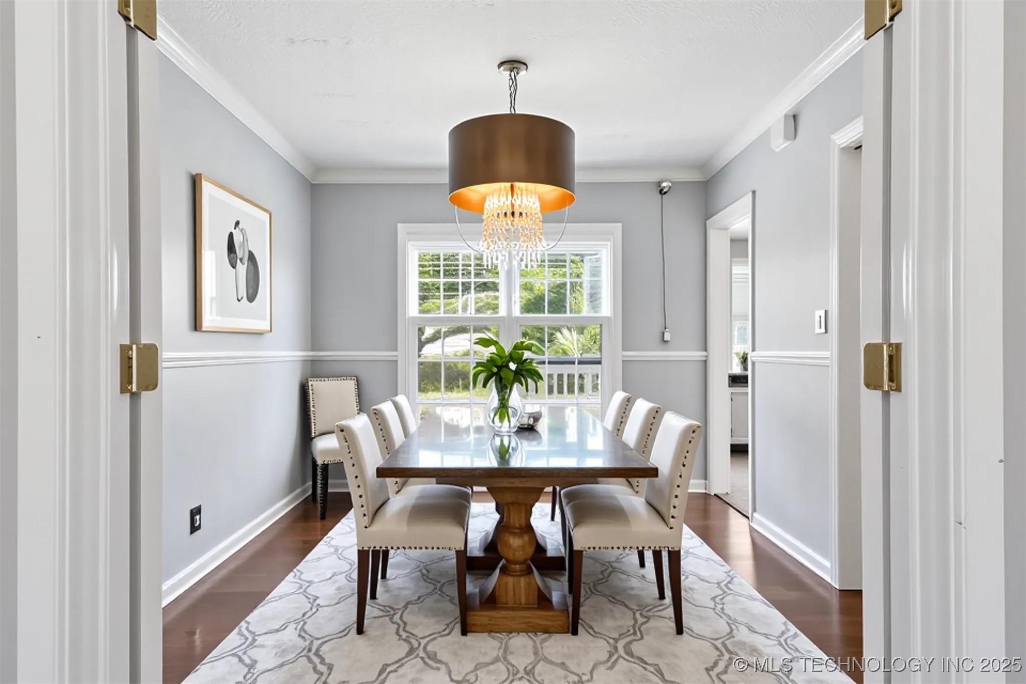 1335 S Urbana Avenue Property Photo 10