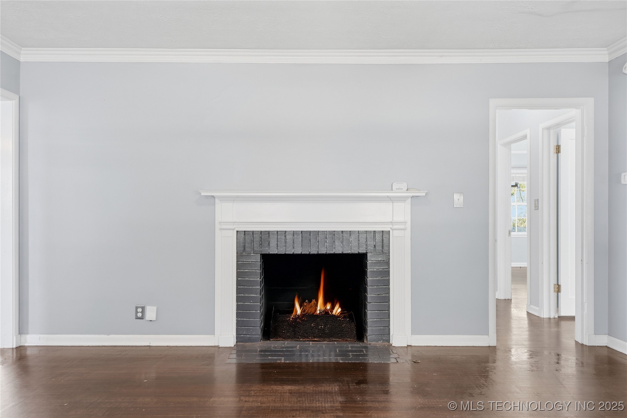 1335 S Urbana Avenue Property Photo 15