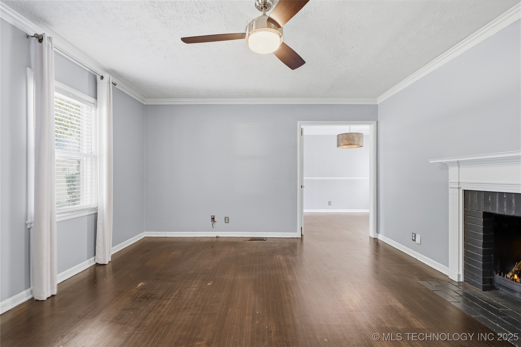 1335 S Urbana Avenue Property Photo 16