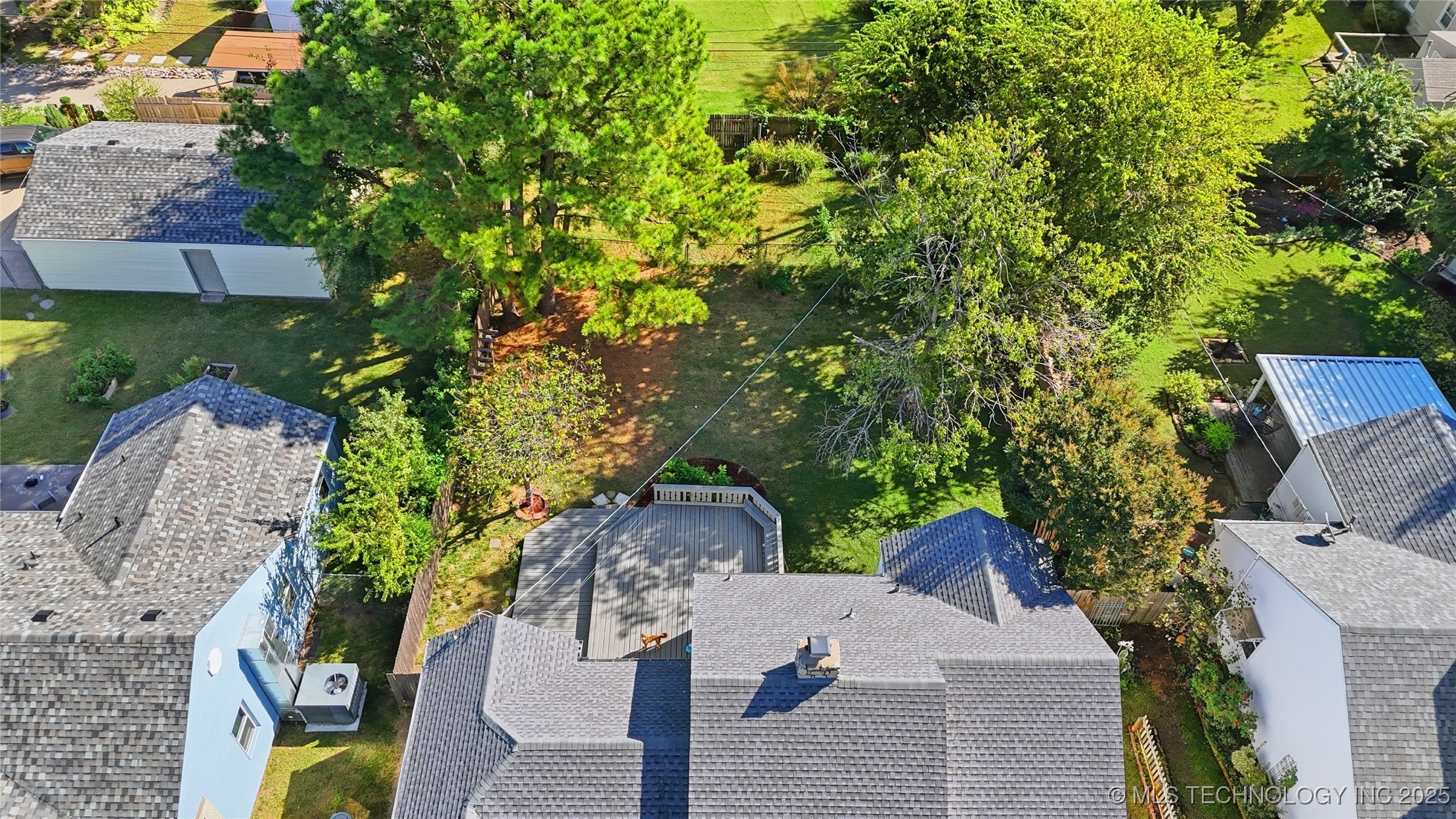 1335 S Urbana Avenue Property Photo 39