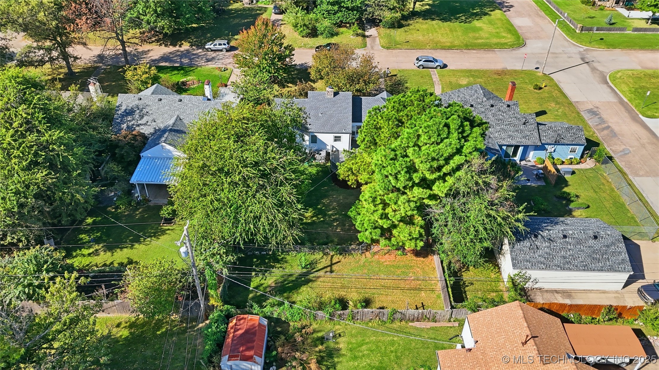 1335 S Urbana Avenue Property Photo 40