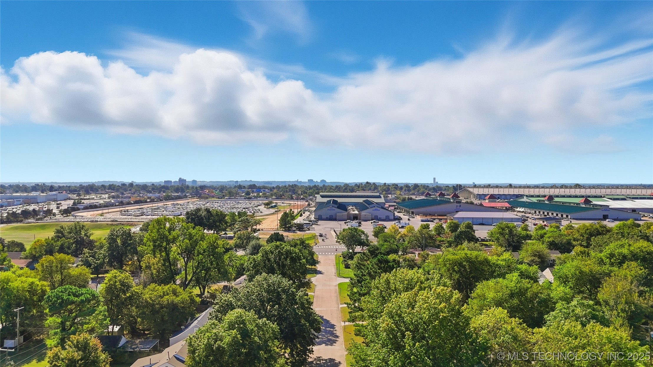 1335 S Urbana Avenue Property Photo 44