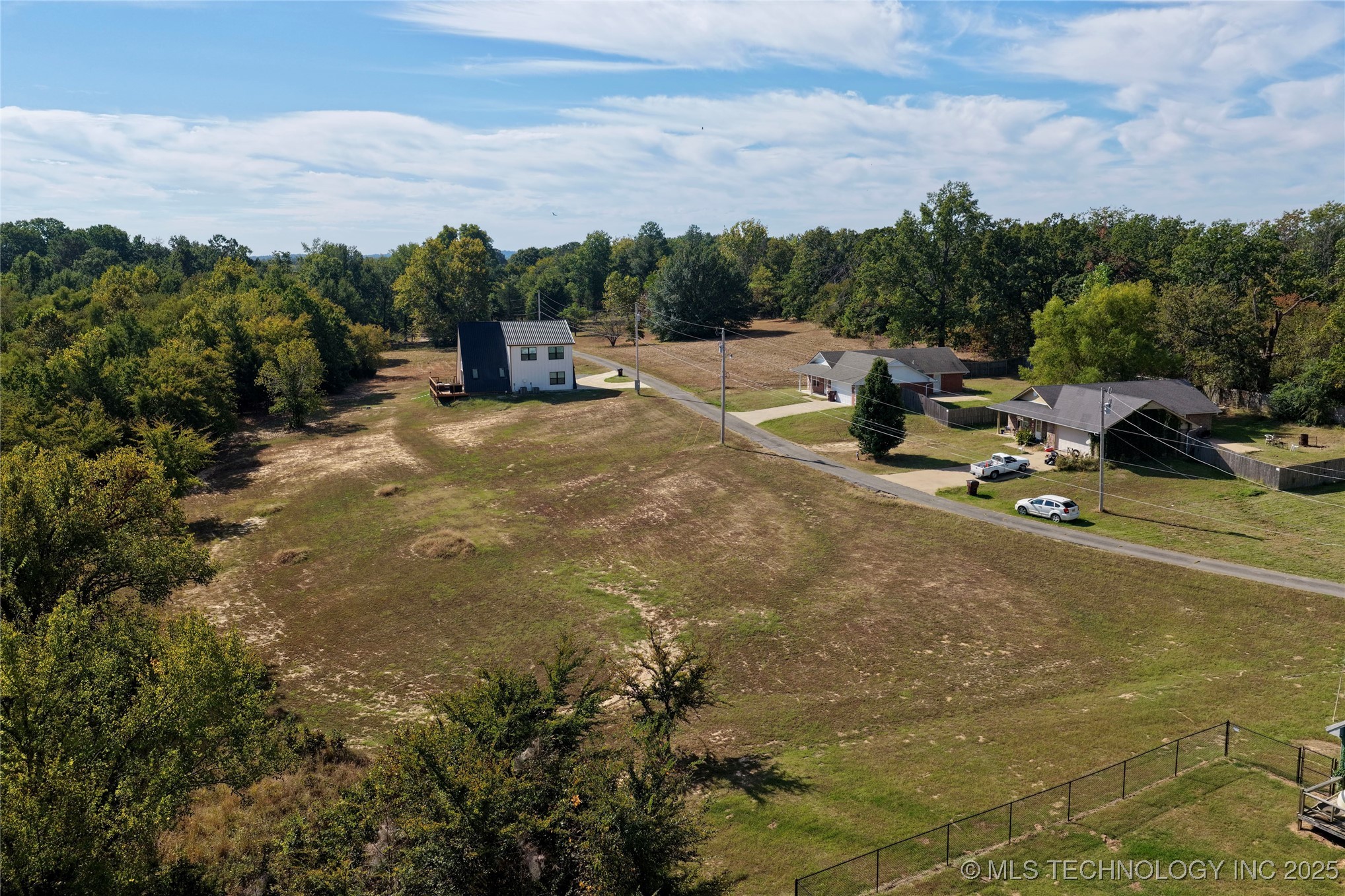 14 Quail Drive Property Photo 2