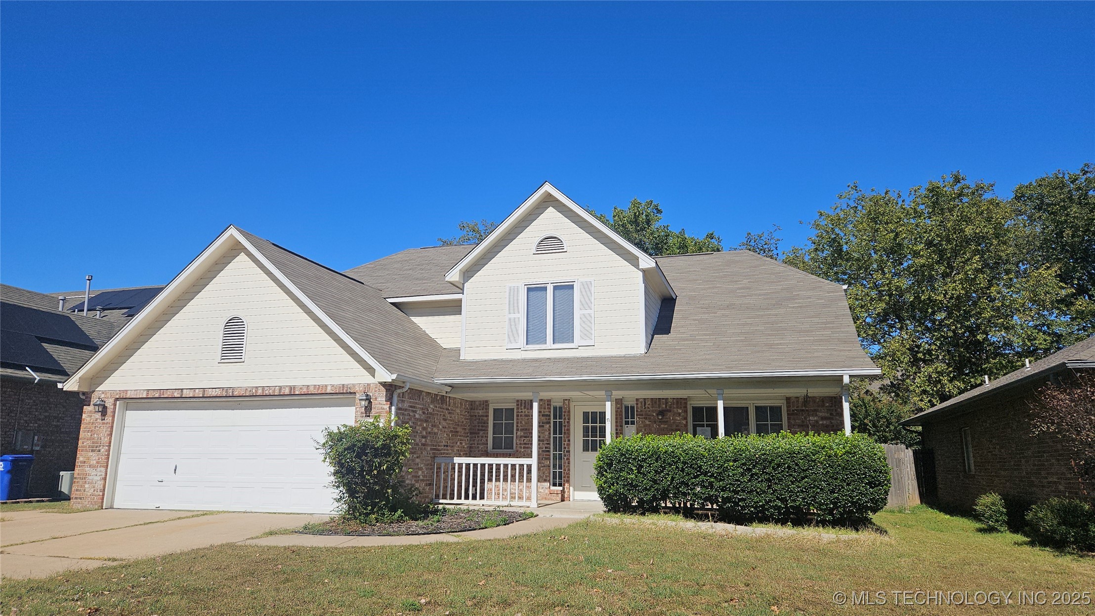 3812 W El Paso Street Property Photo 1