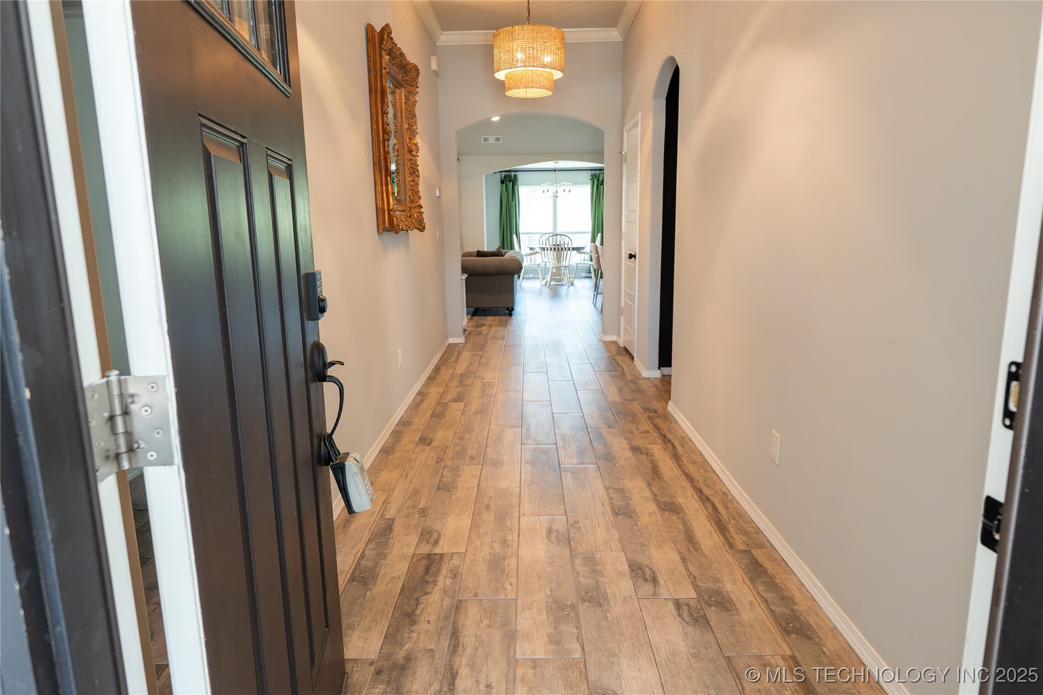 6617 S 22nd Court Property Photo 3