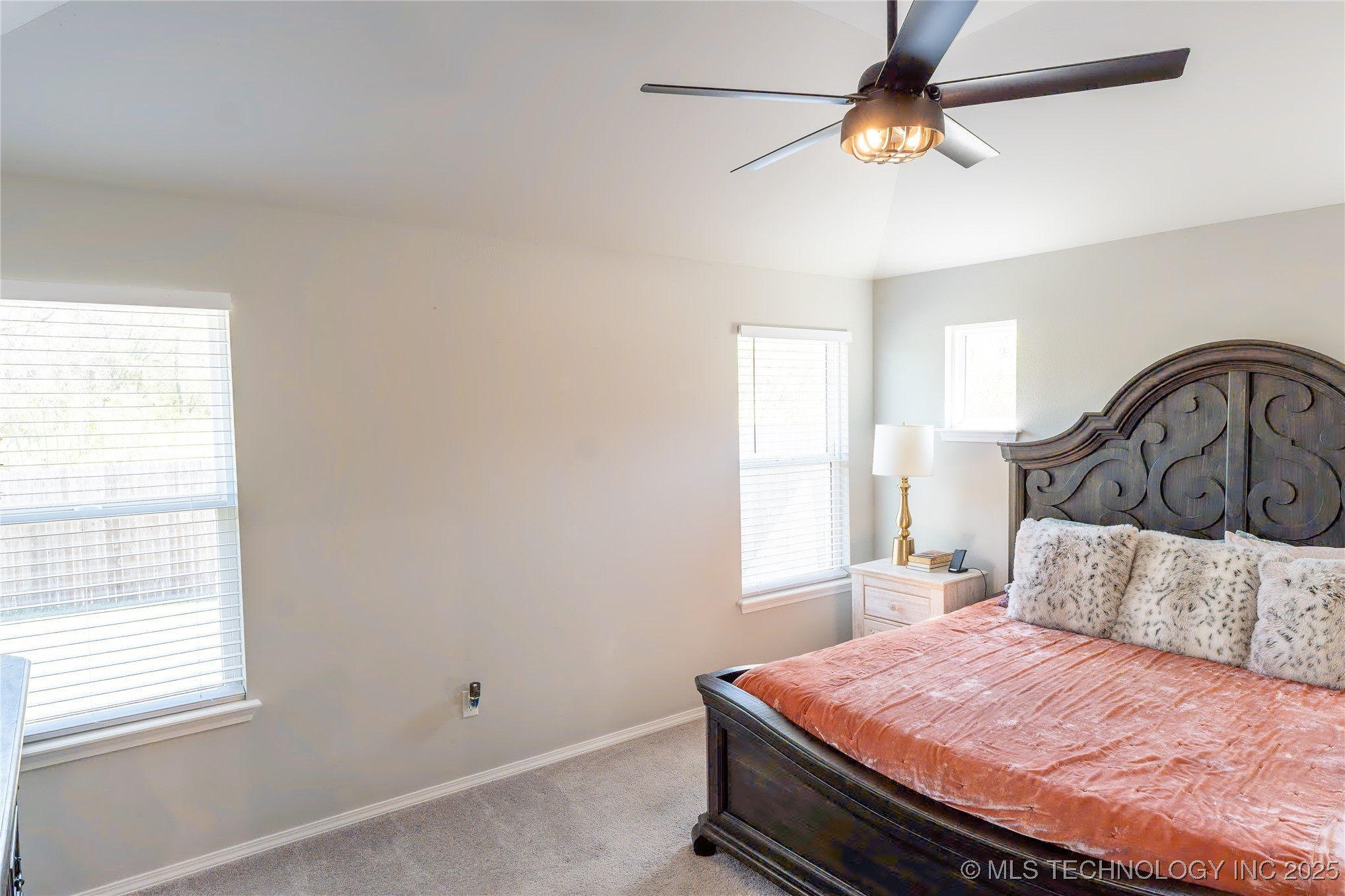 6617 S 22nd Court Property Photo 12