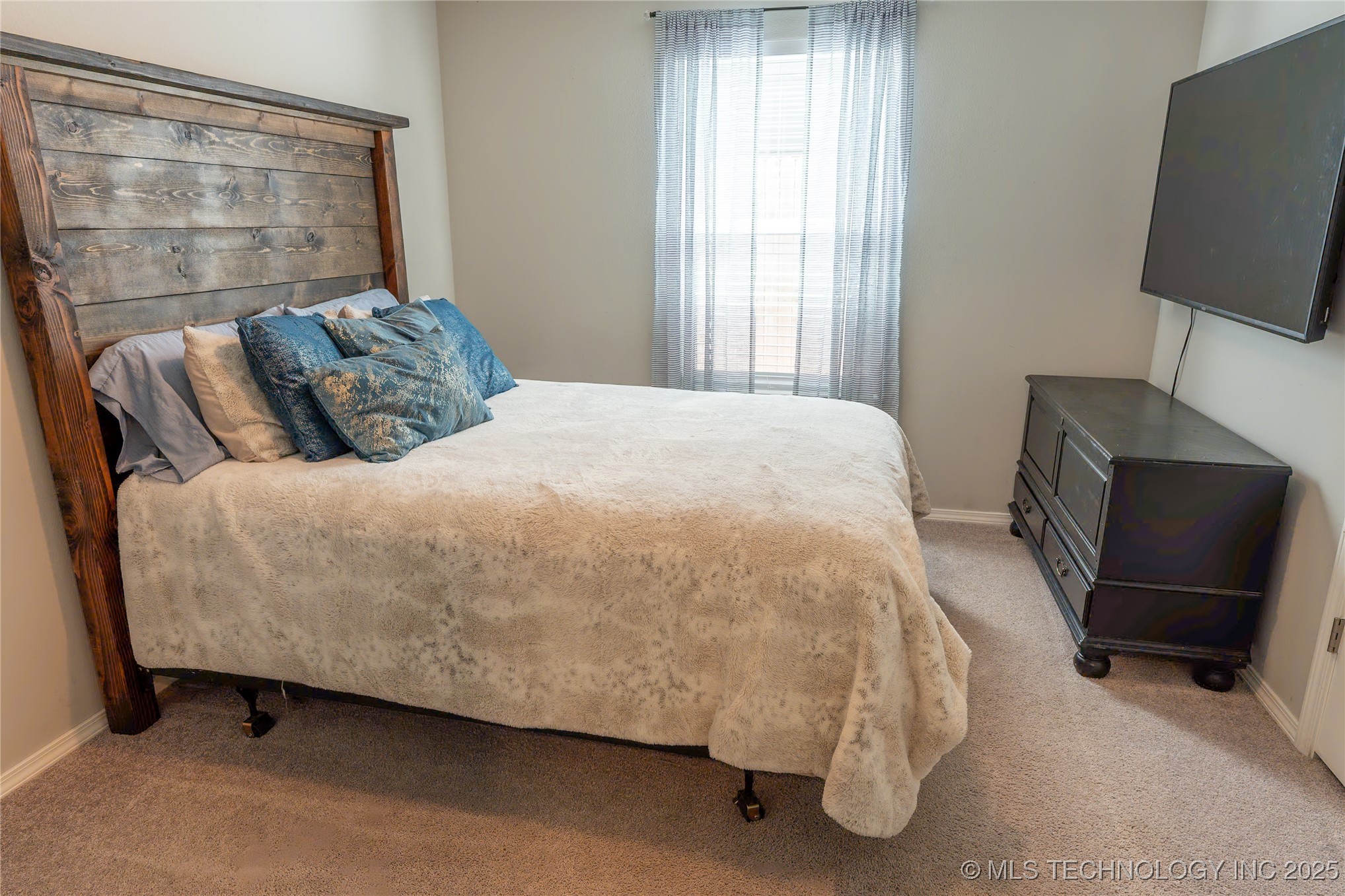 6617 S 22nd Court Property Photo 18