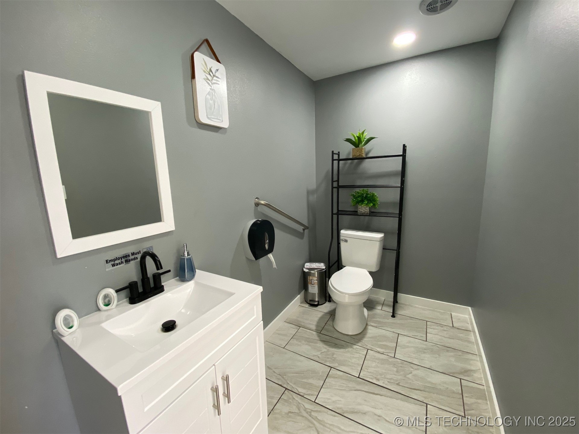 828 Eastside Boulevard Property Photo 9