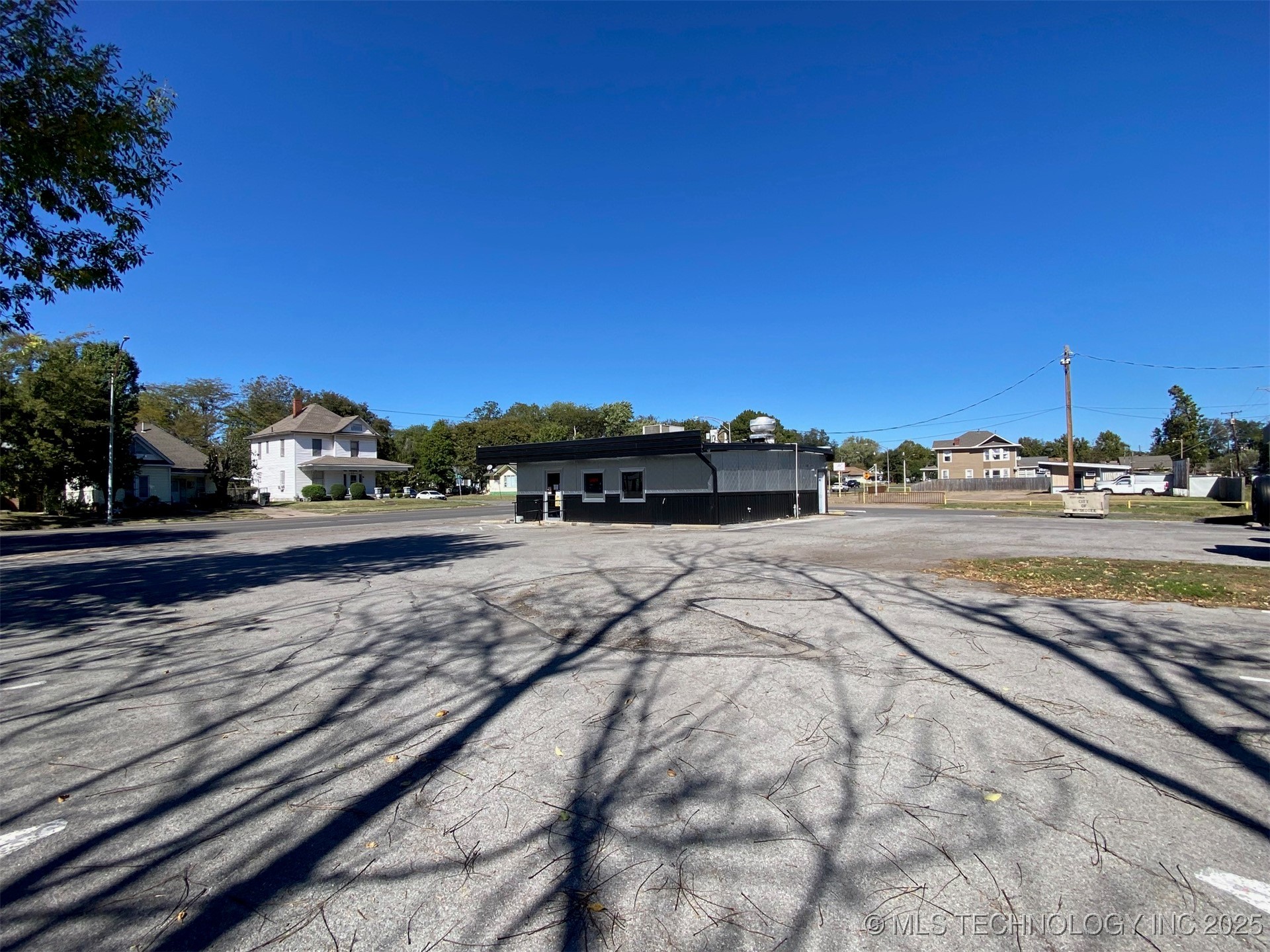 828 Eastside Boulevard Property Photo 22