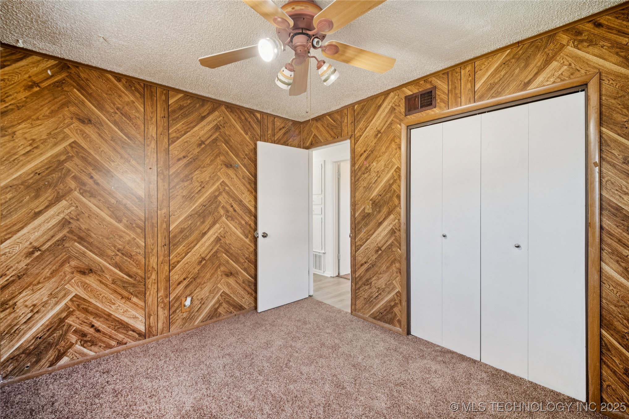 2201 S 133rd East Avenue Property Photo 15