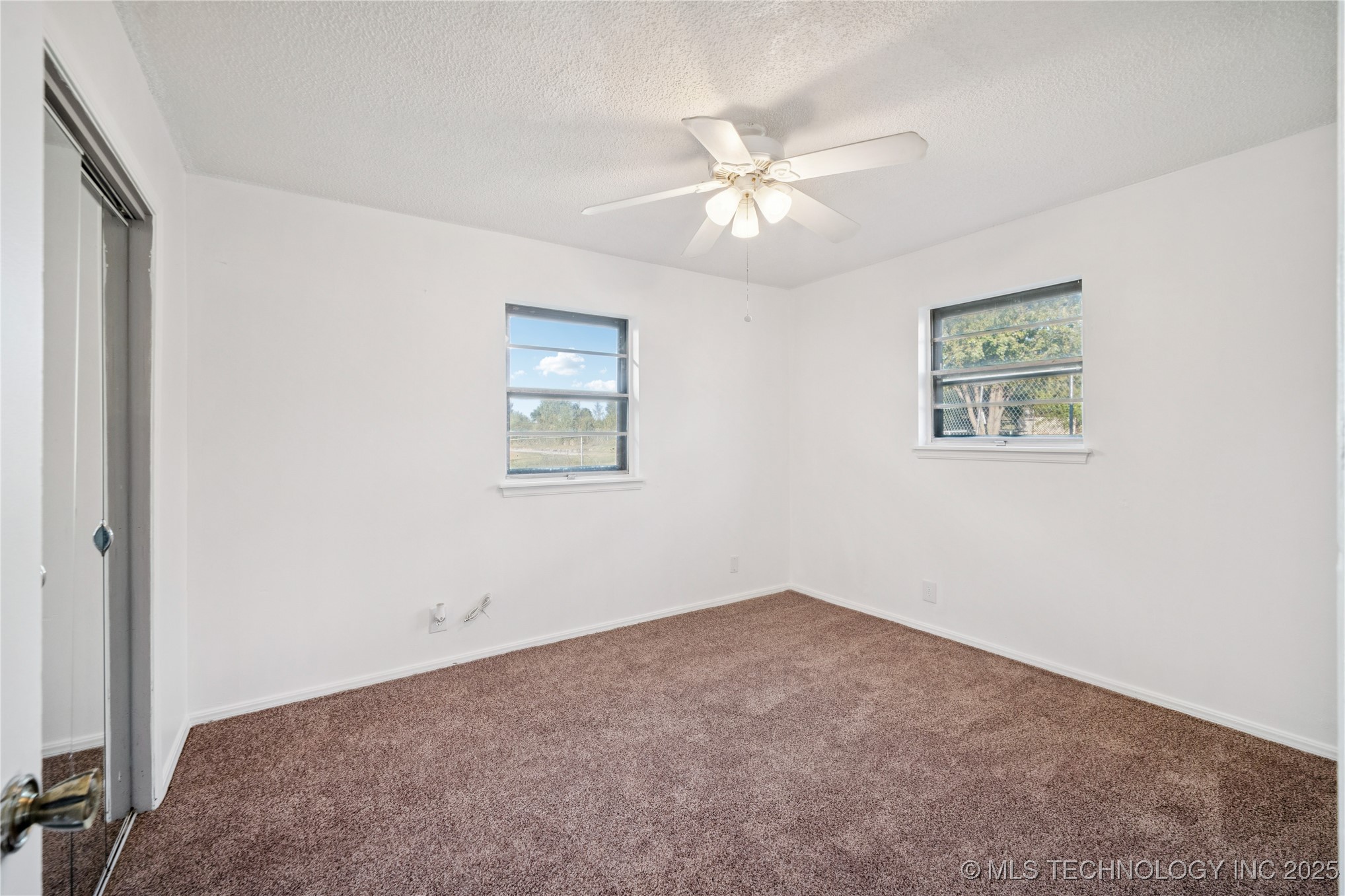 2201 S 133rd East Avenue Property Photo 16