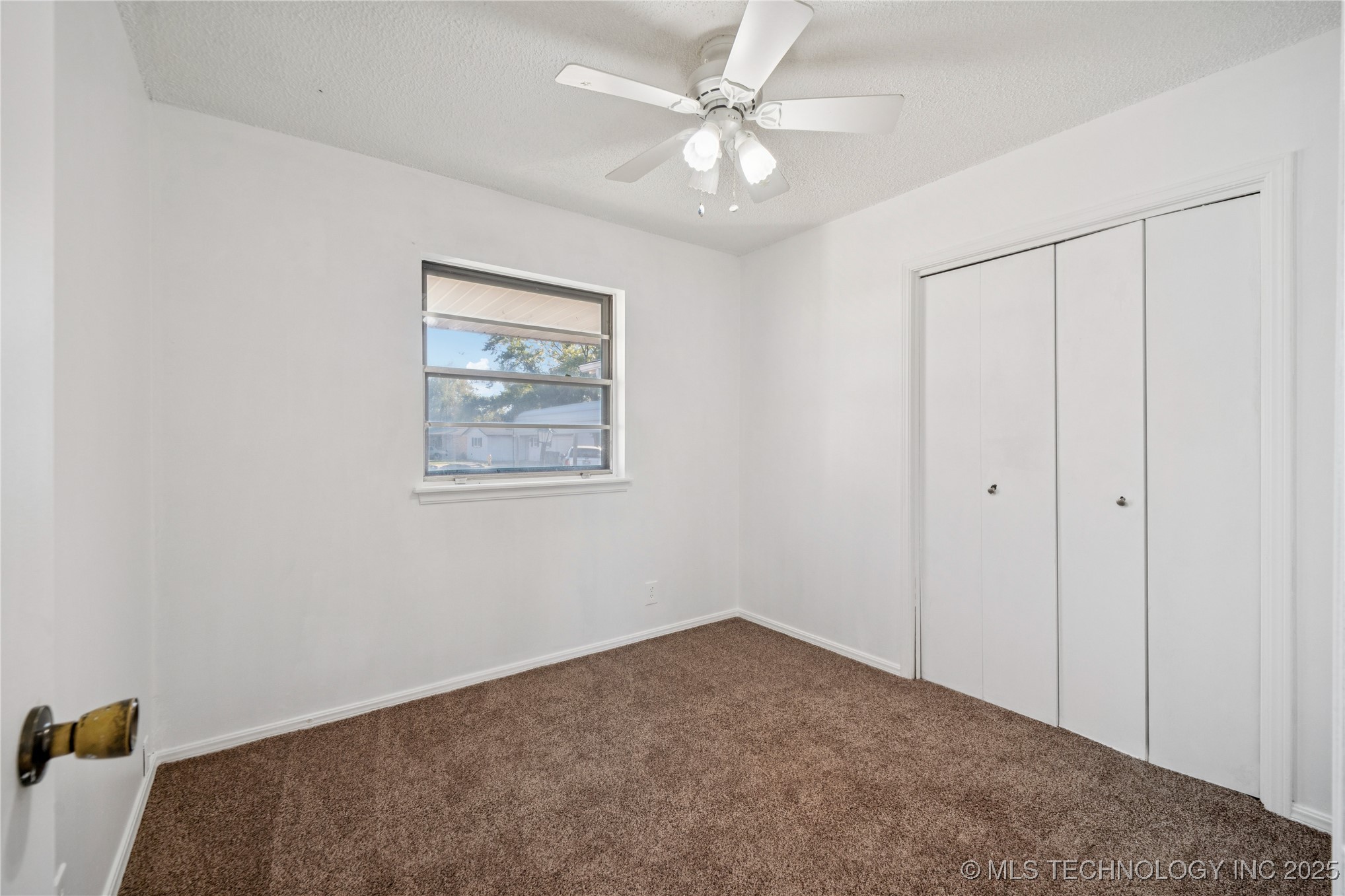 2201 S 133rd East Avenue Property Photo 19