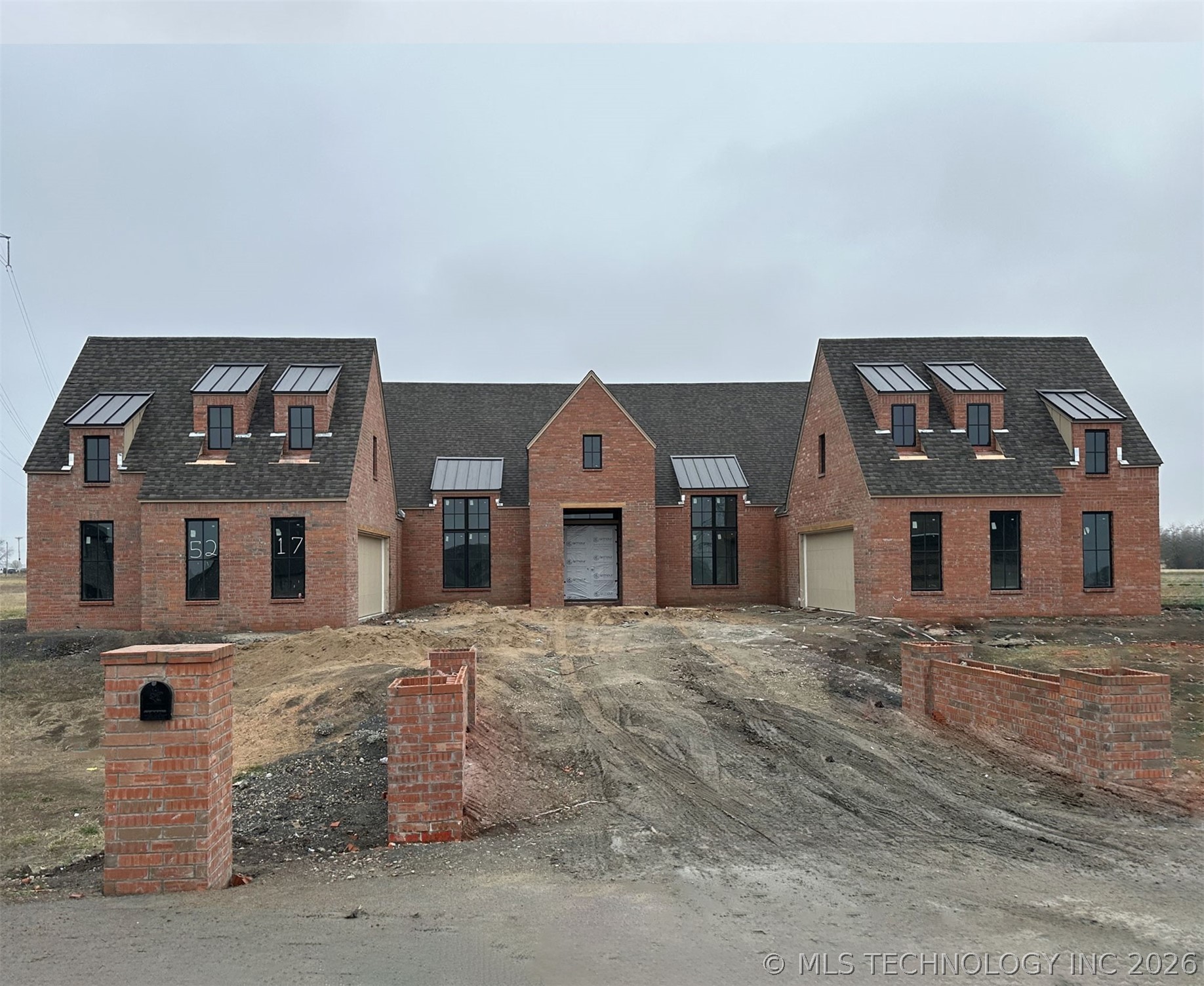 5217 E 175th Street S Property Photo 1