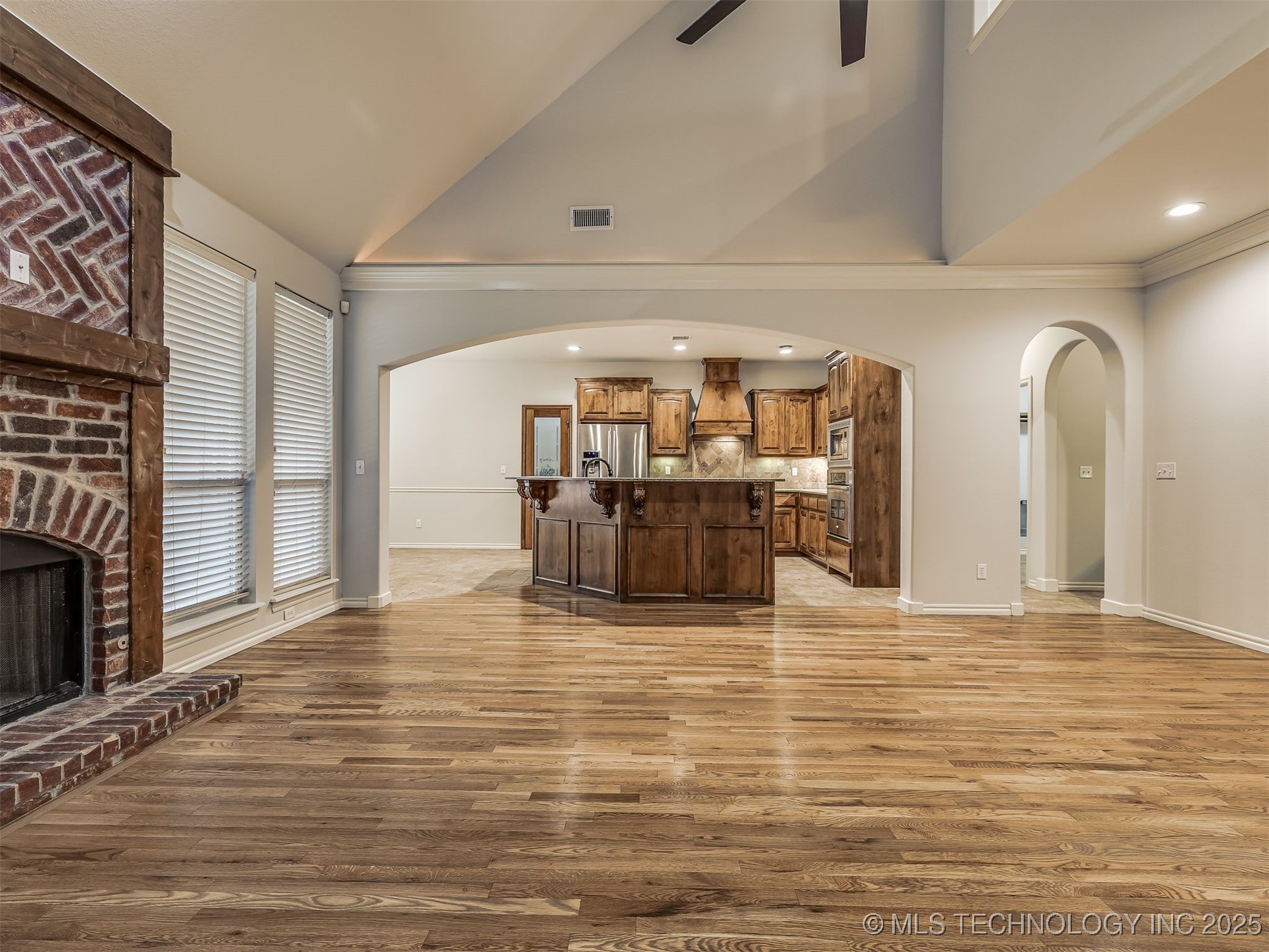 6083 E 143rd Place Property Photo 13