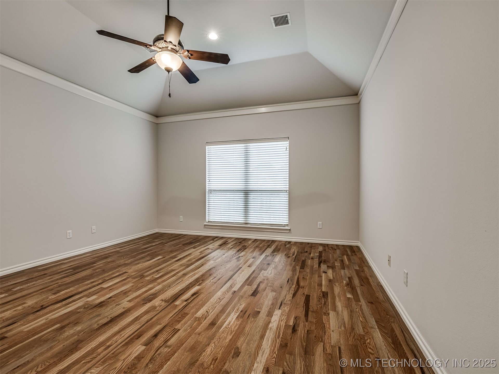 6083 E 143rd Place Property Photo 35