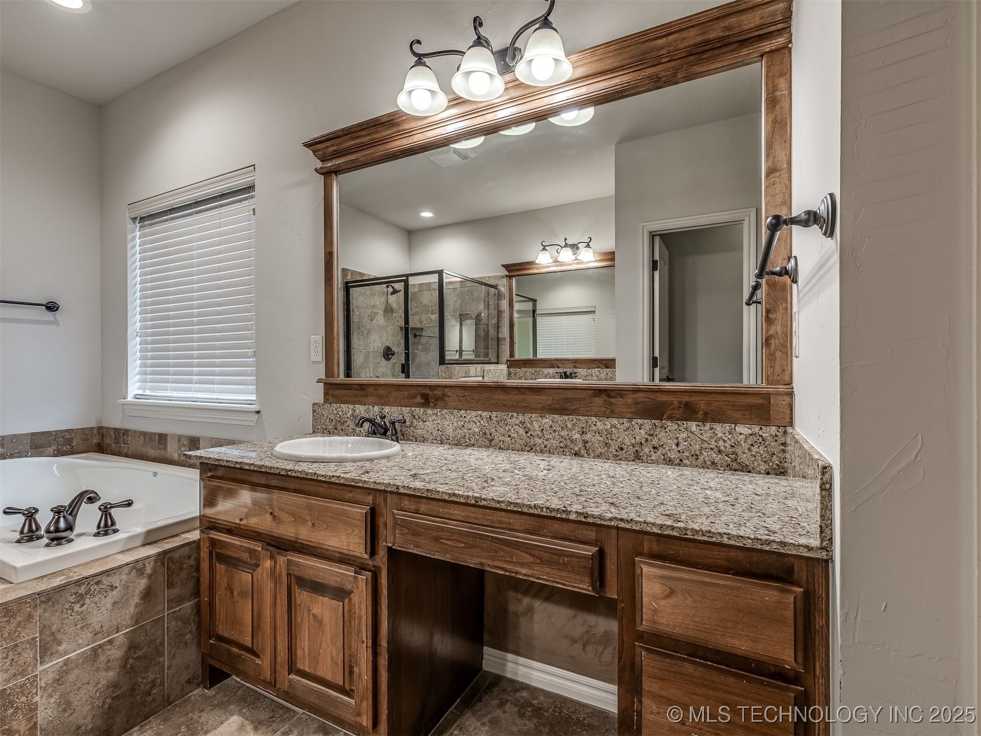 6083 E 143rd Place Property Photo 41