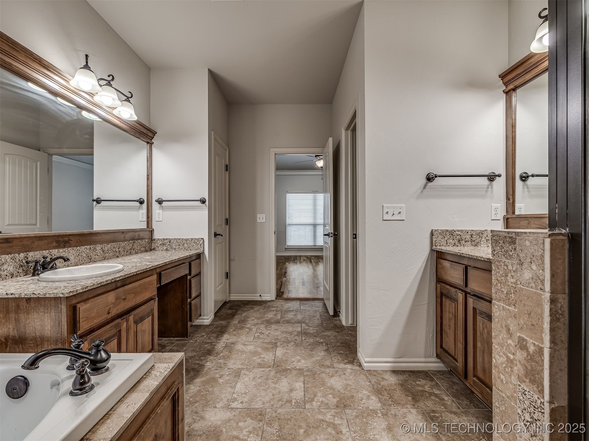 6083 E 143rd Place Property Photo 43