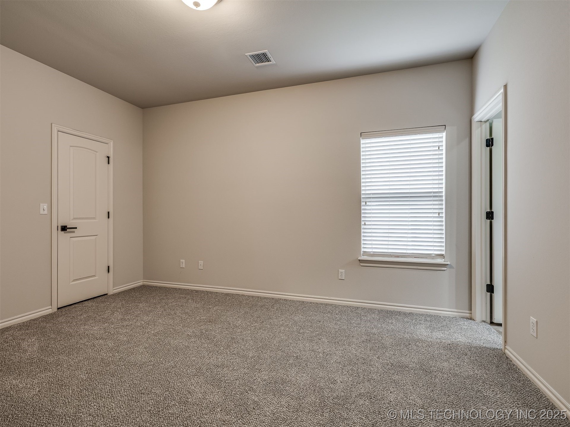 6083 E 143rd Place Property Photo 51