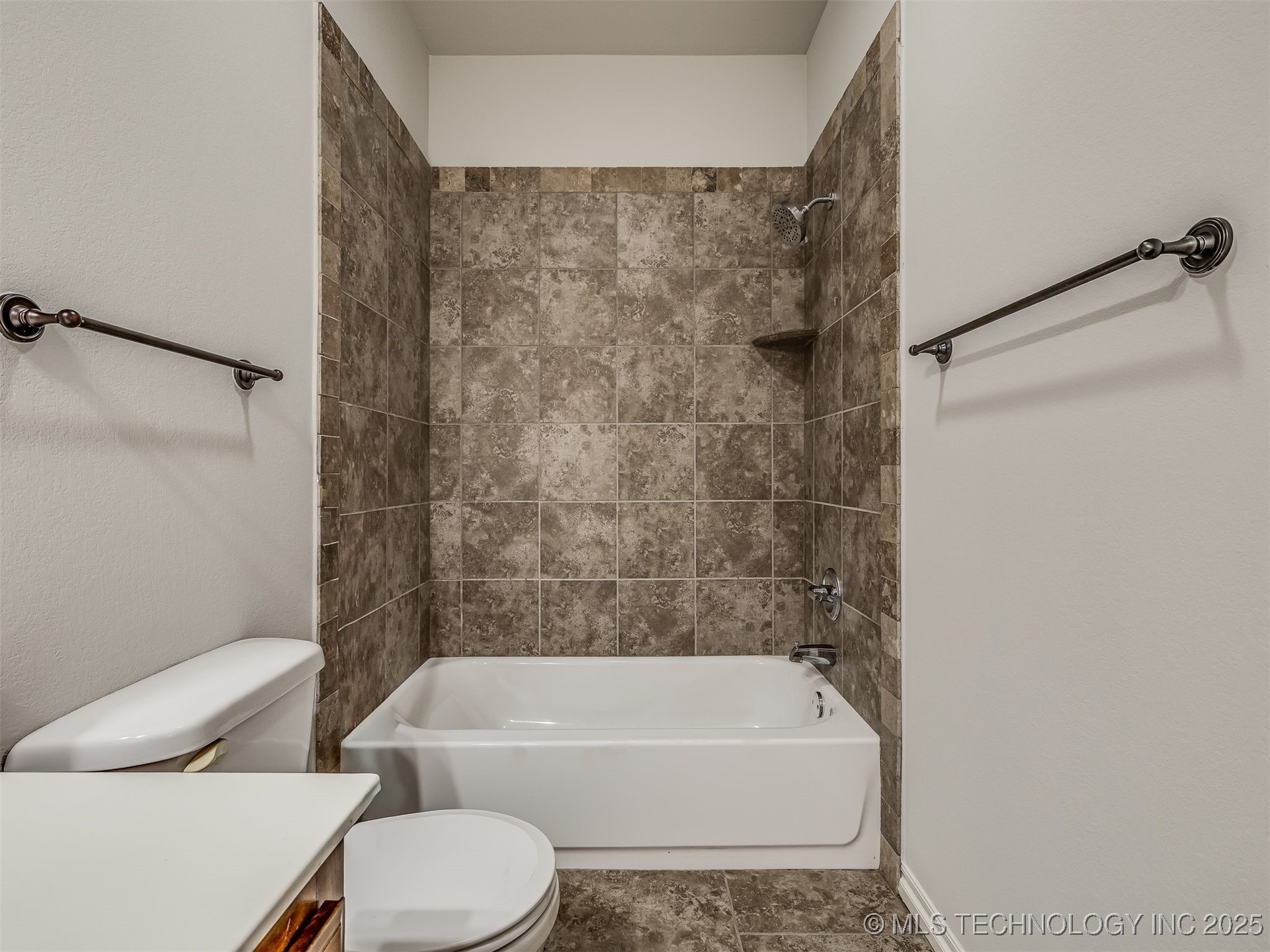 6083 E 143rd Place Property Photo 56