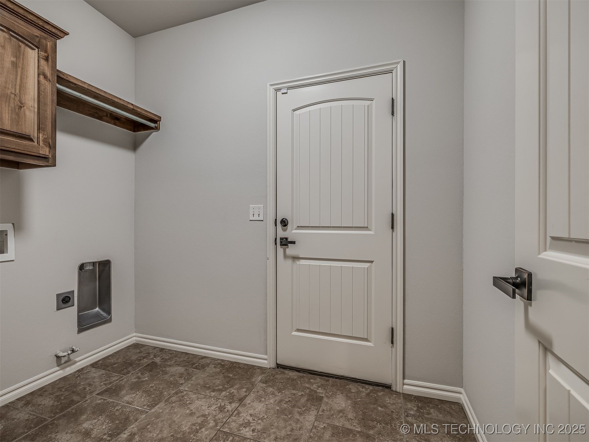 6083 E 143rd Place Property Photo 58