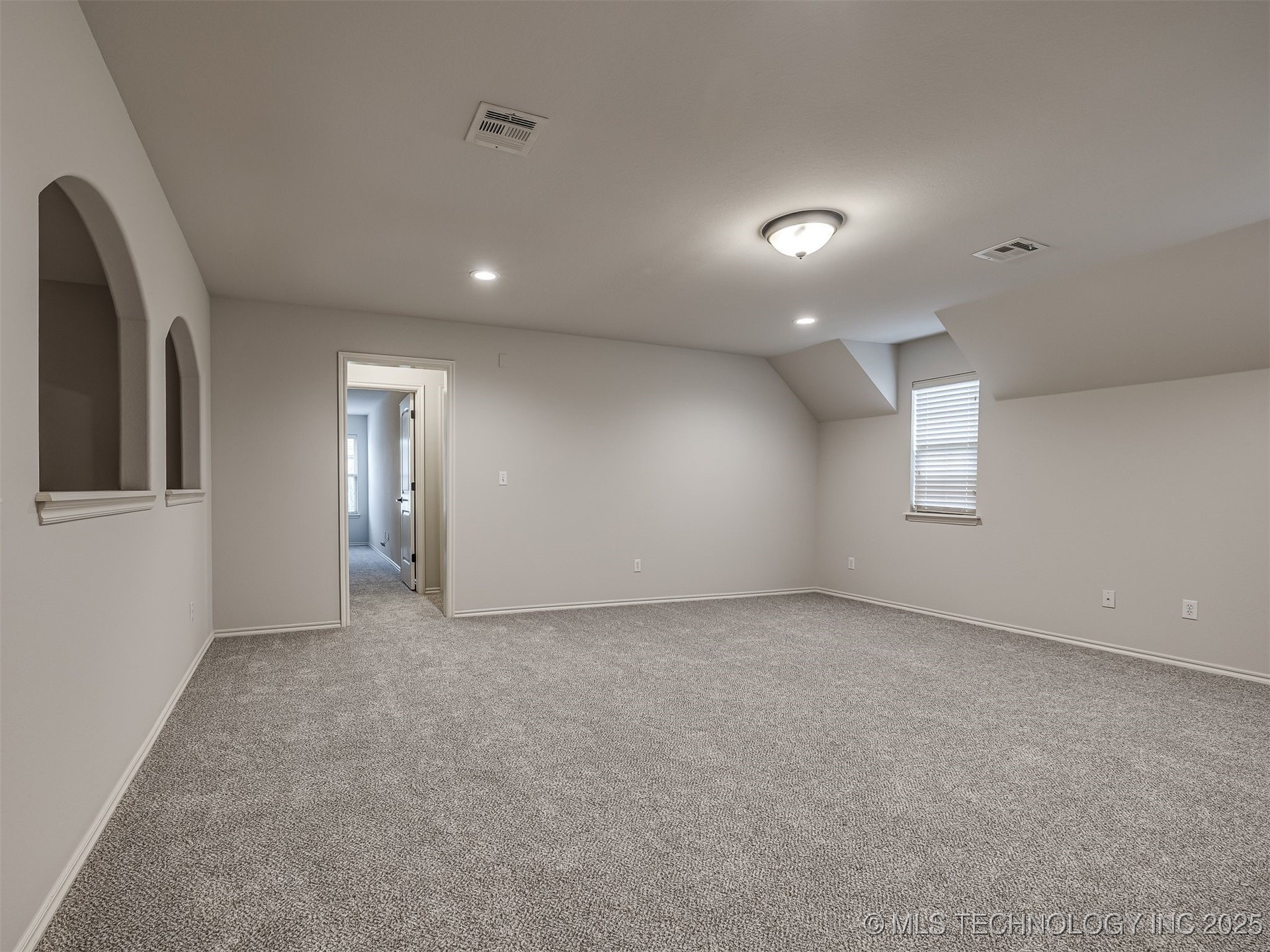 6083 E 143rd Place Property Photo 62