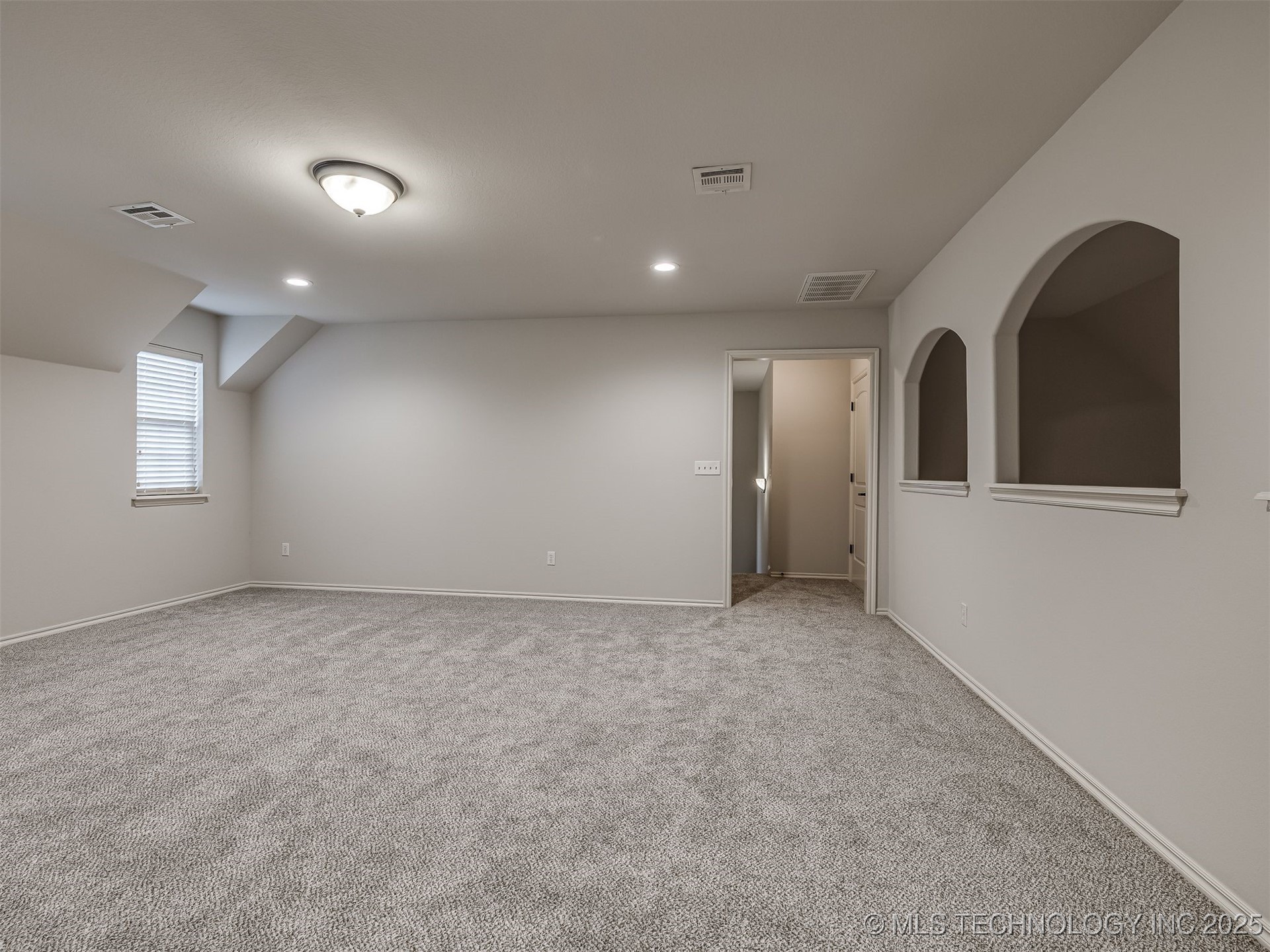 6083 E 143rd Place Property Photo 65