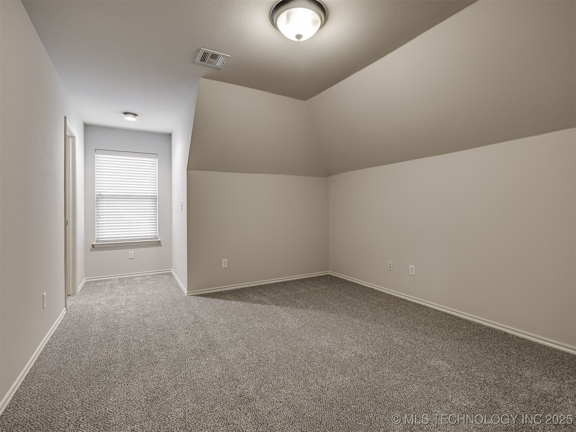 6083 E 143rd Place Property Photo 69