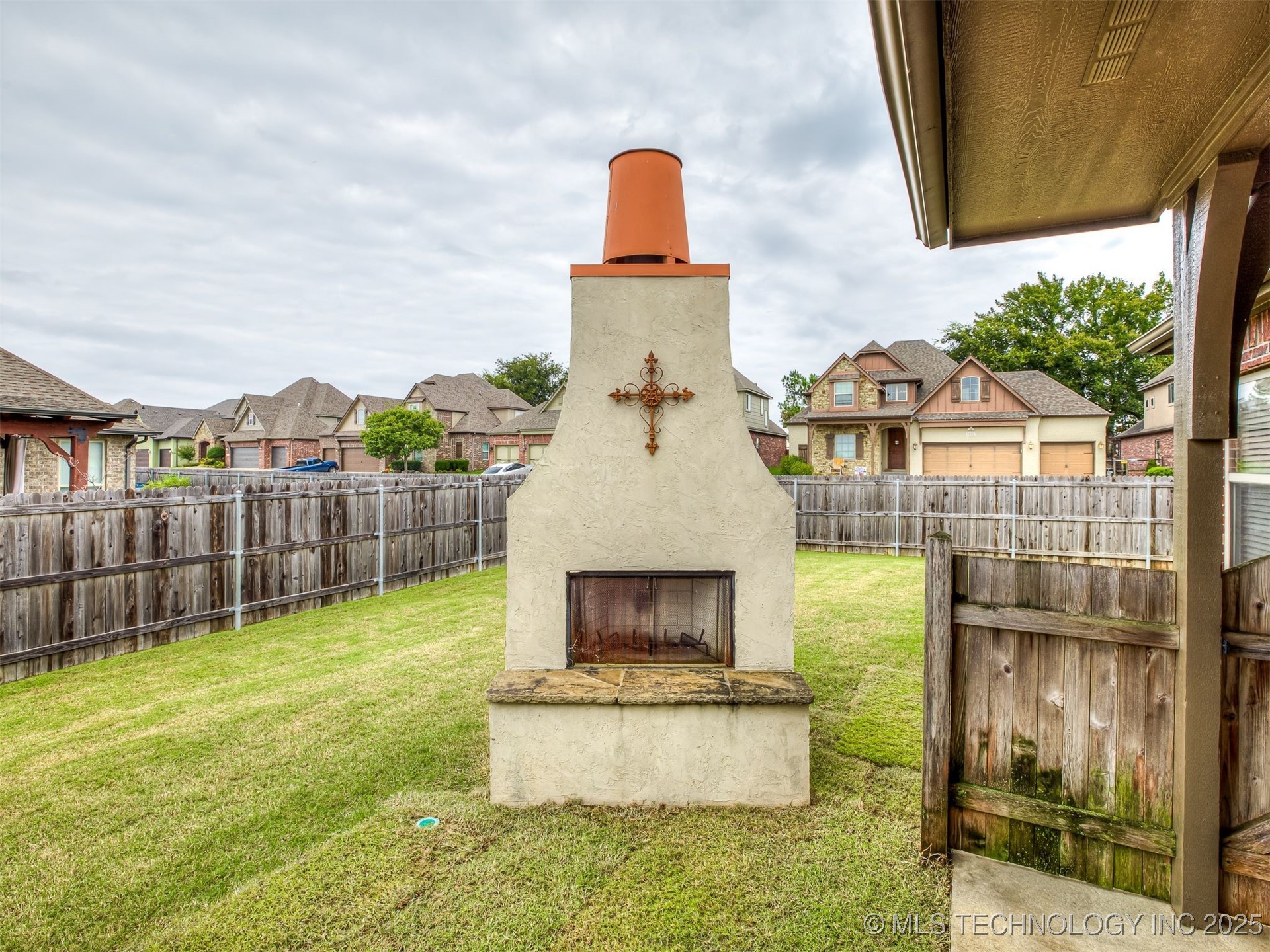 6083 E 143rd Place Property Photo 84