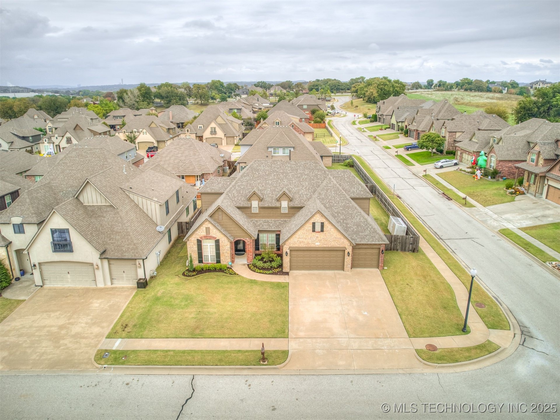 6083 E 143rd Place Property Photo 88