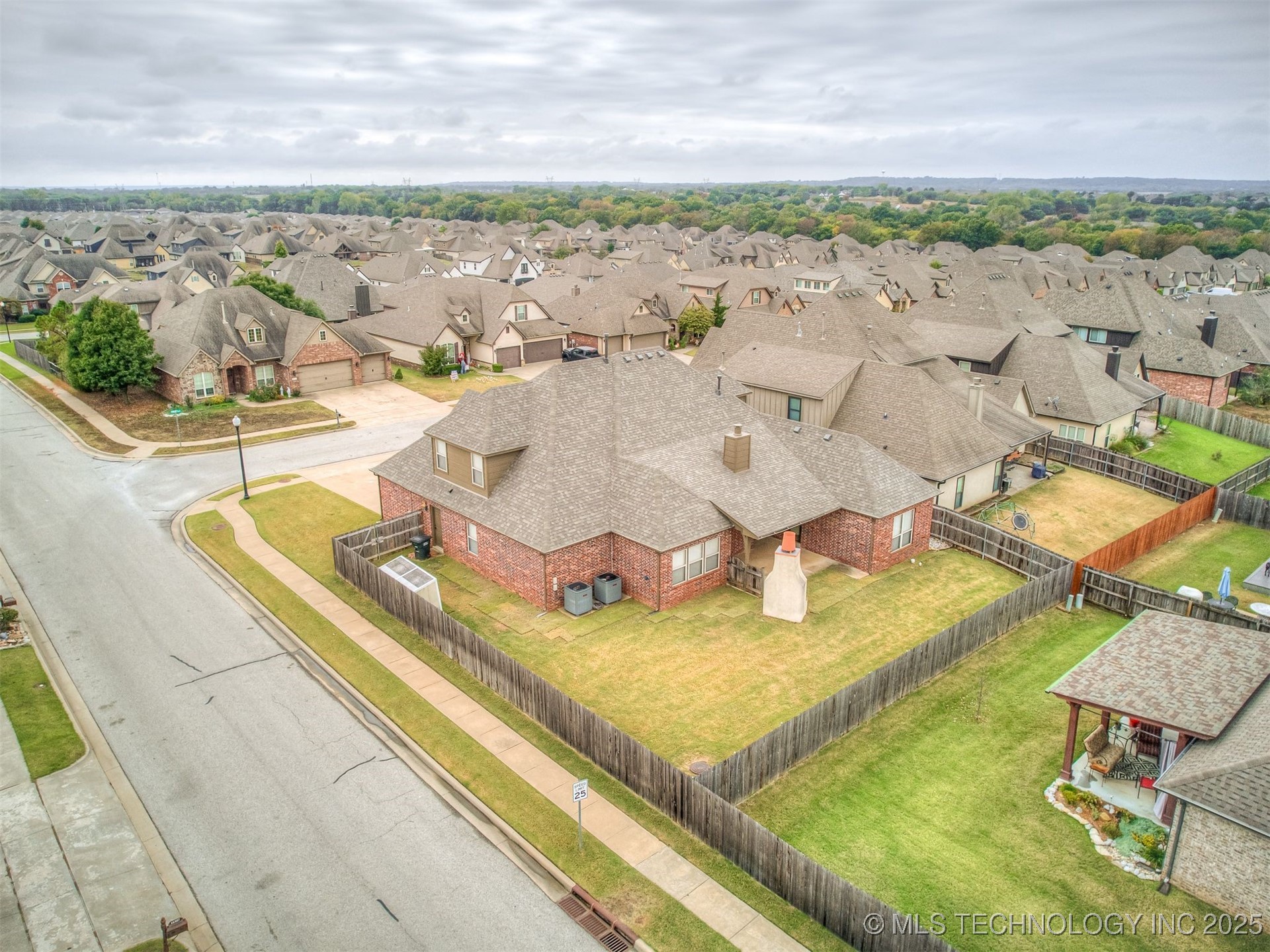 6083 E 143rd Place Property Photo 90