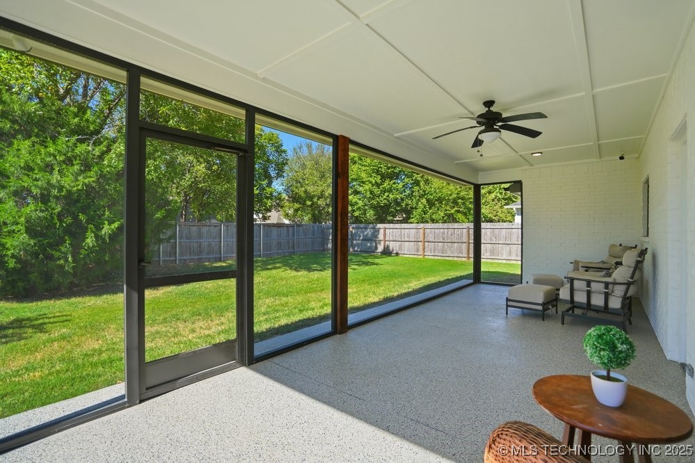 9218 N 141st East Avenue Property Photo 18