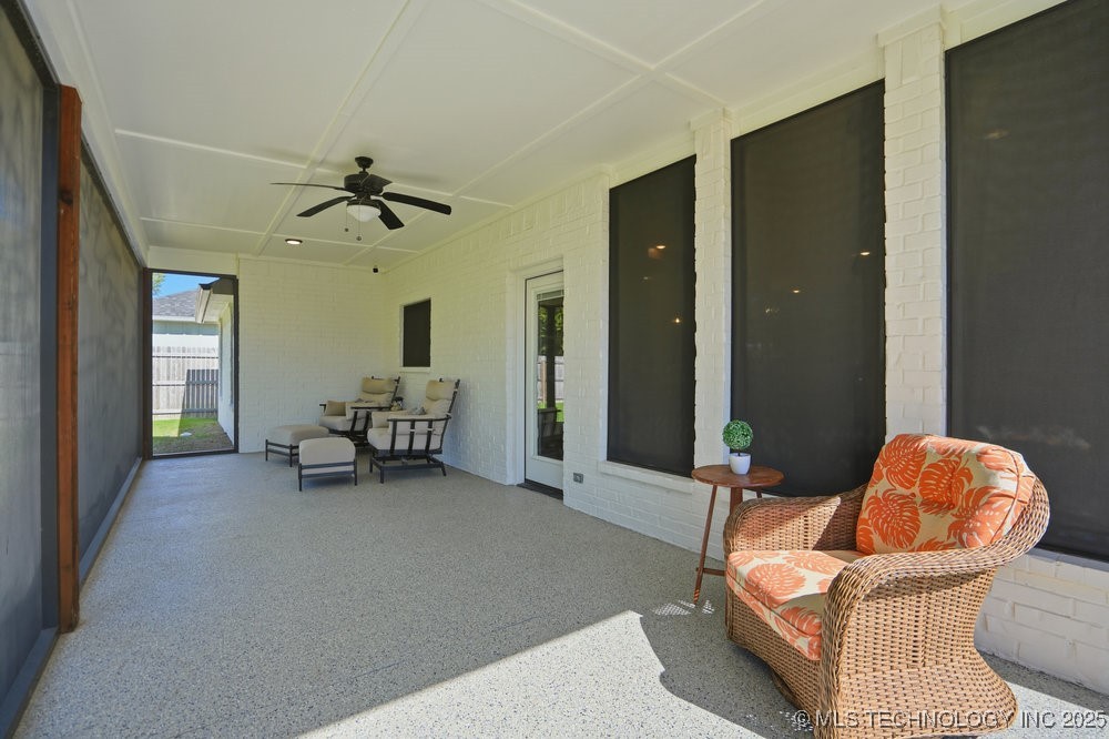 9218 N 141st East Avenue Property Photo 19