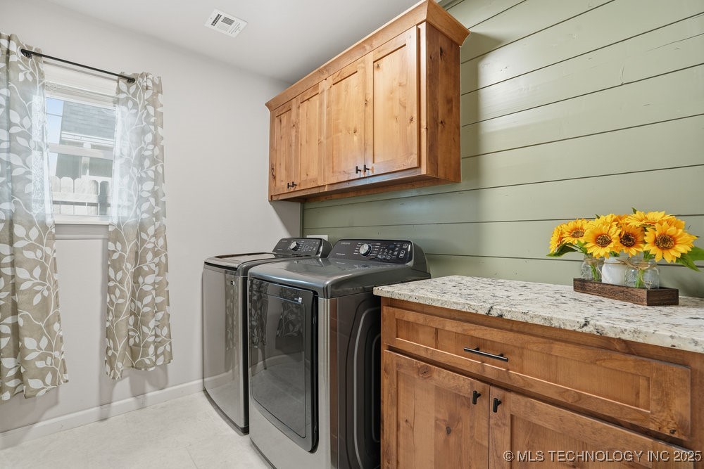 9218 N 141st East Avenue Property Photo 27