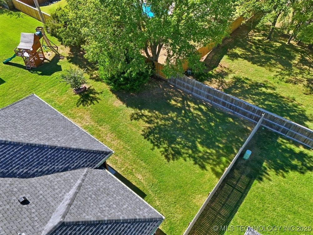 9218 N 141st East Avenue Property Photo 37