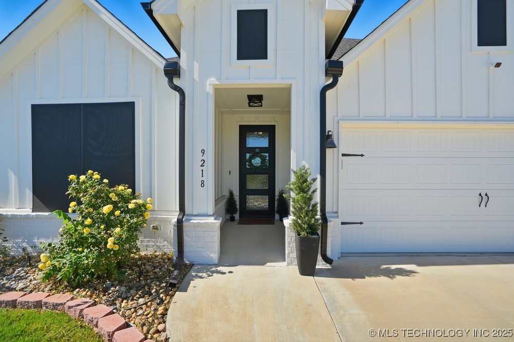 9218 N 141st East Avenue Property Photo 38