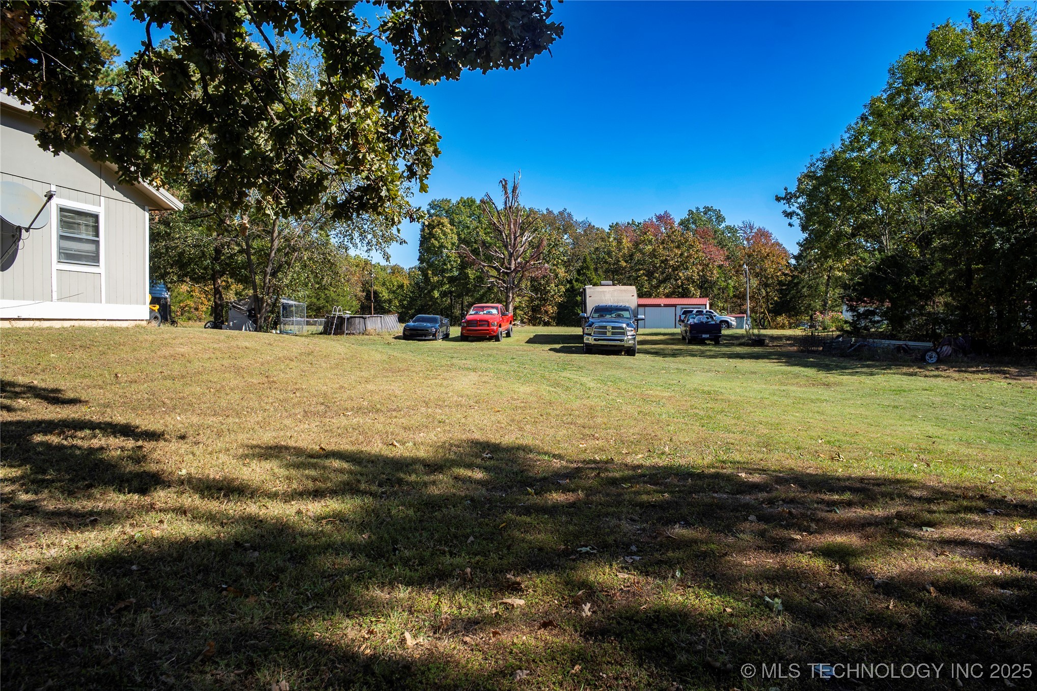 466022 E 800 Property Photo 21