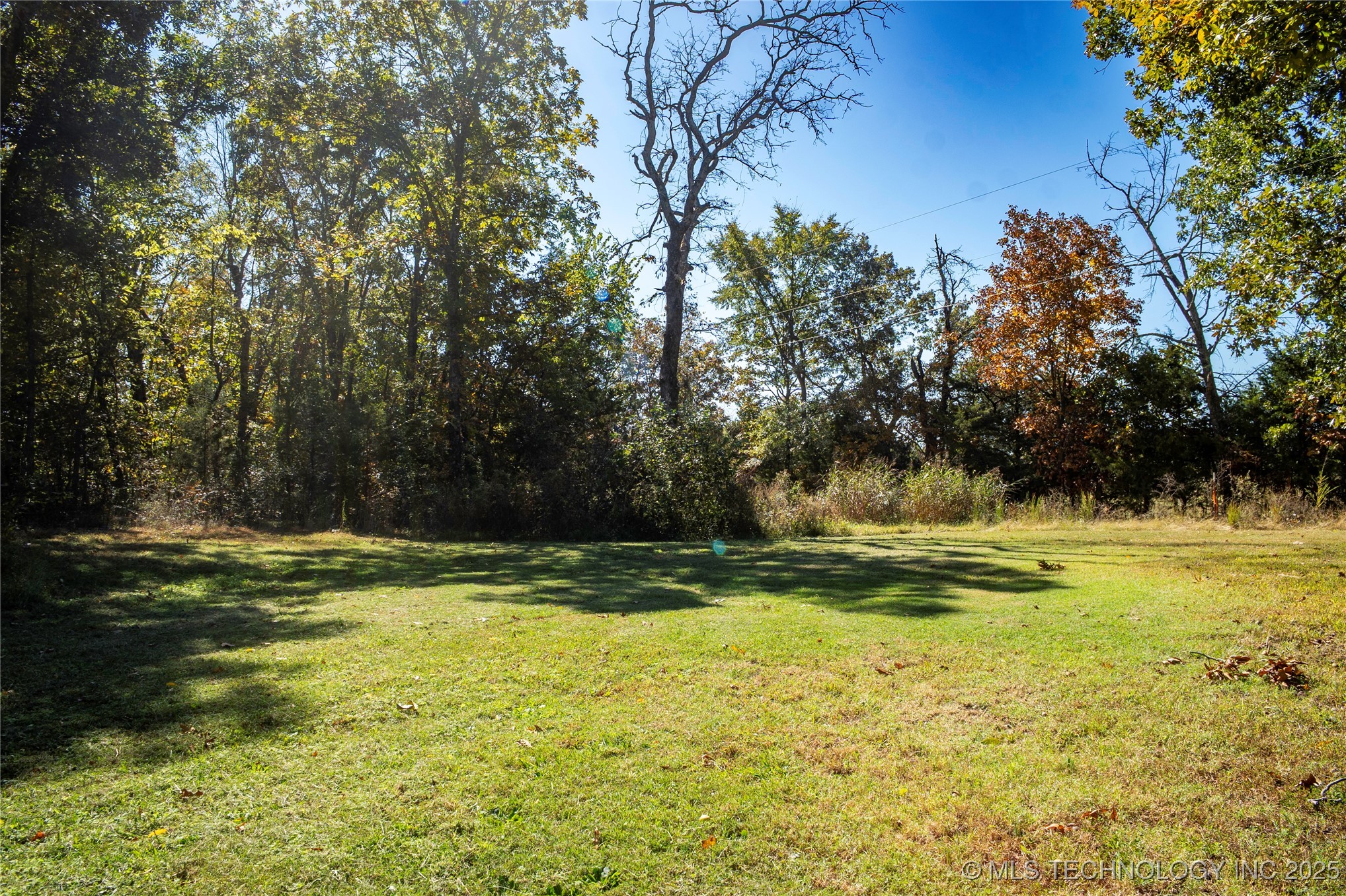 466022 E 800 Property Photo 24