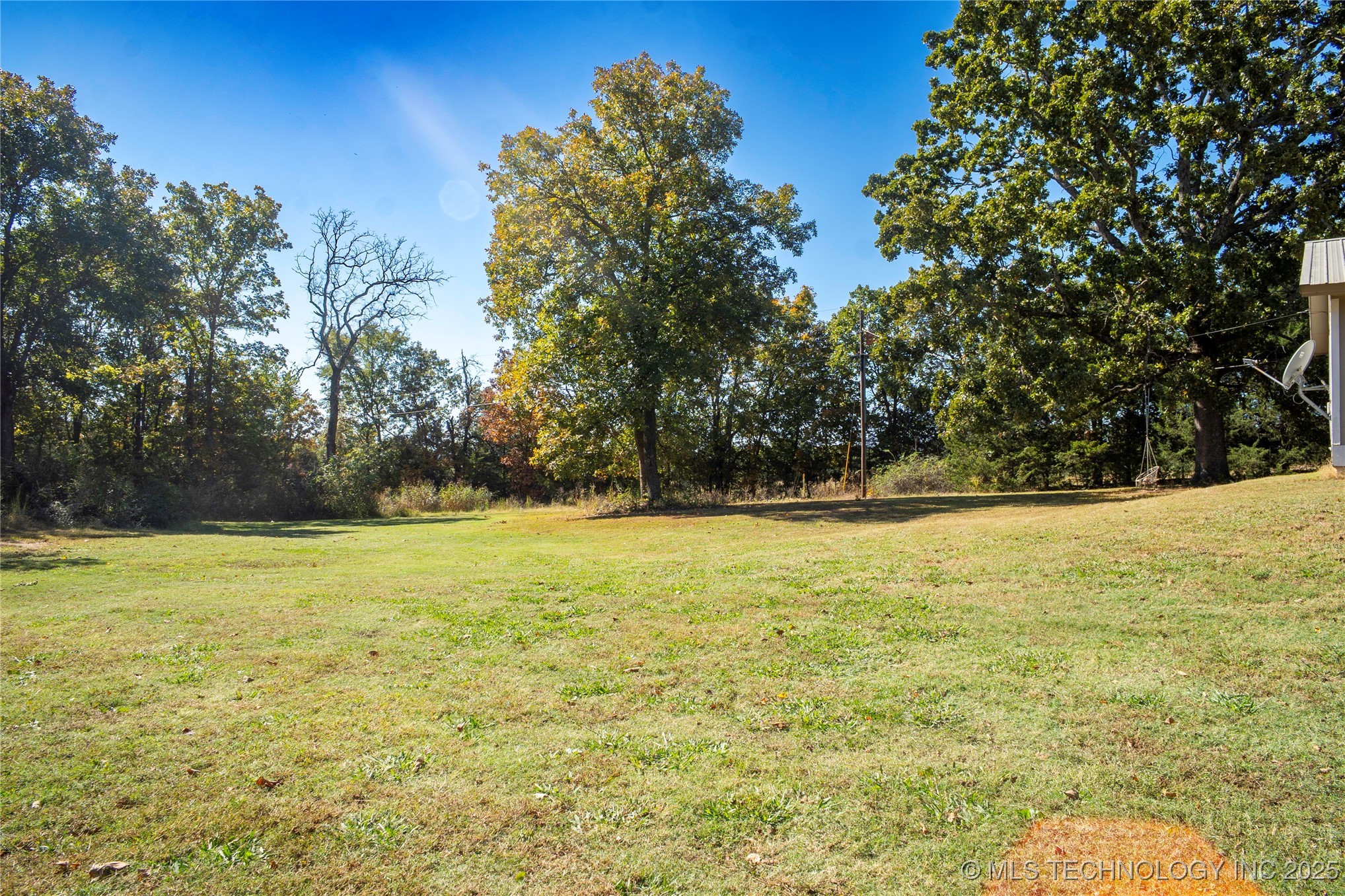 466022 E 800 Property Photo 25