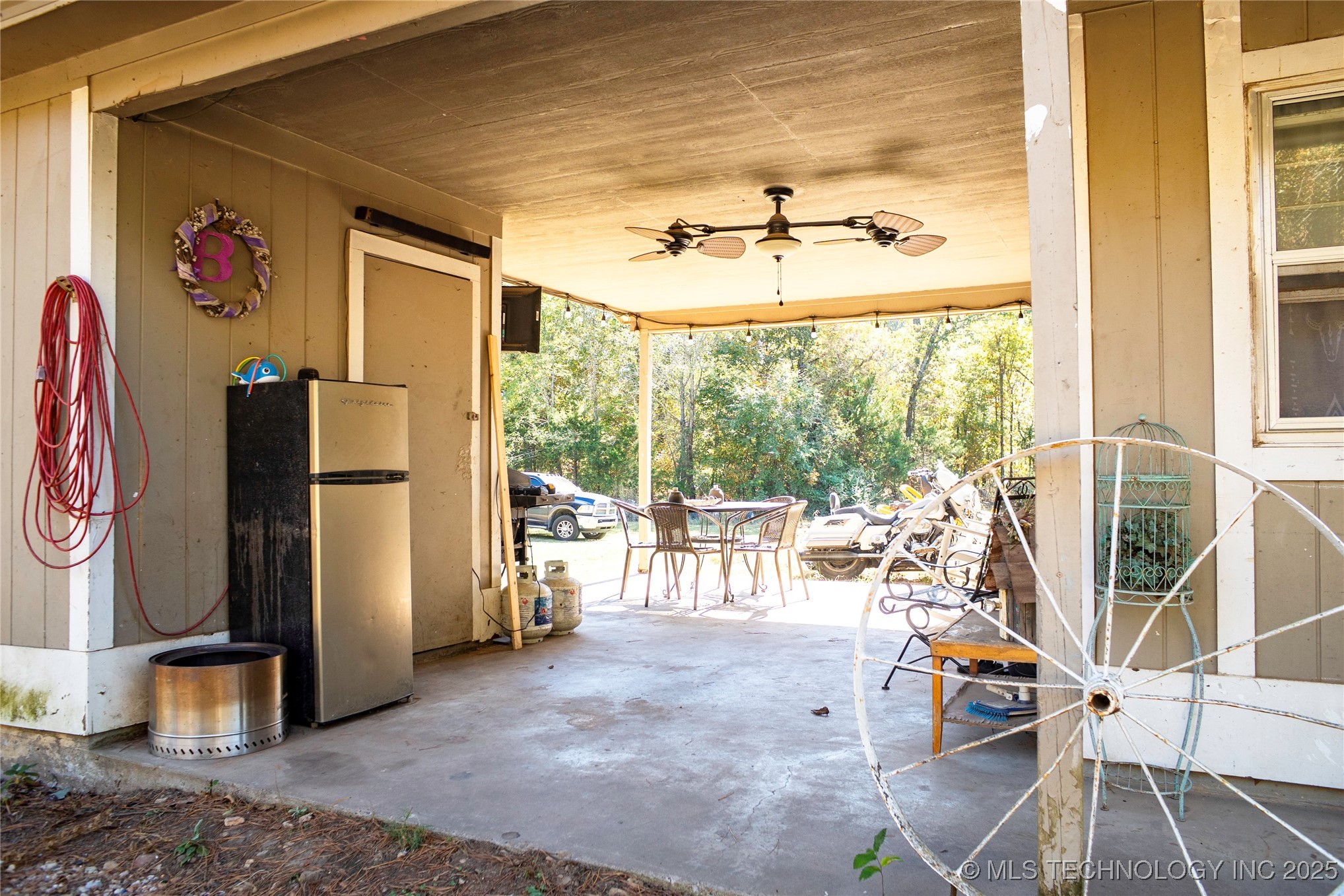 466022 E 800 Property Photo 29