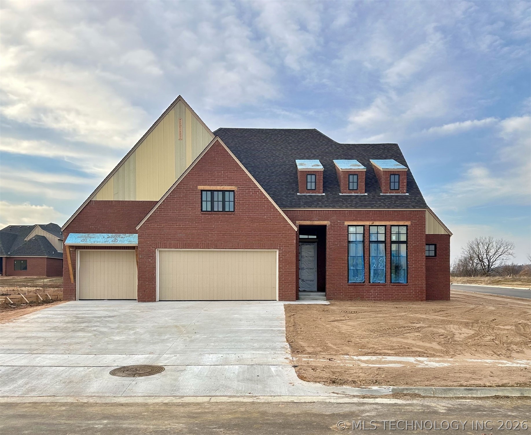 2834 E 144th Street S Property Photo 1