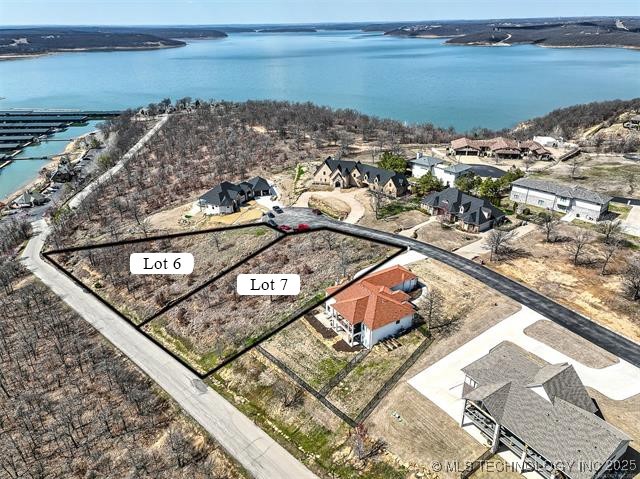 Sunset Circle Property Photo 5