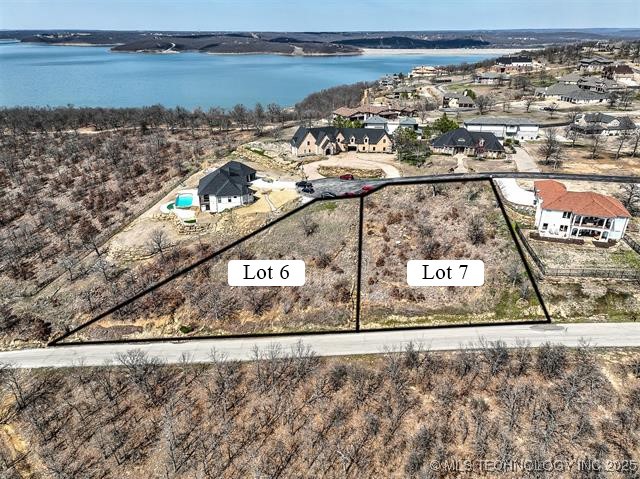 Sunset Circle Property Photo 6